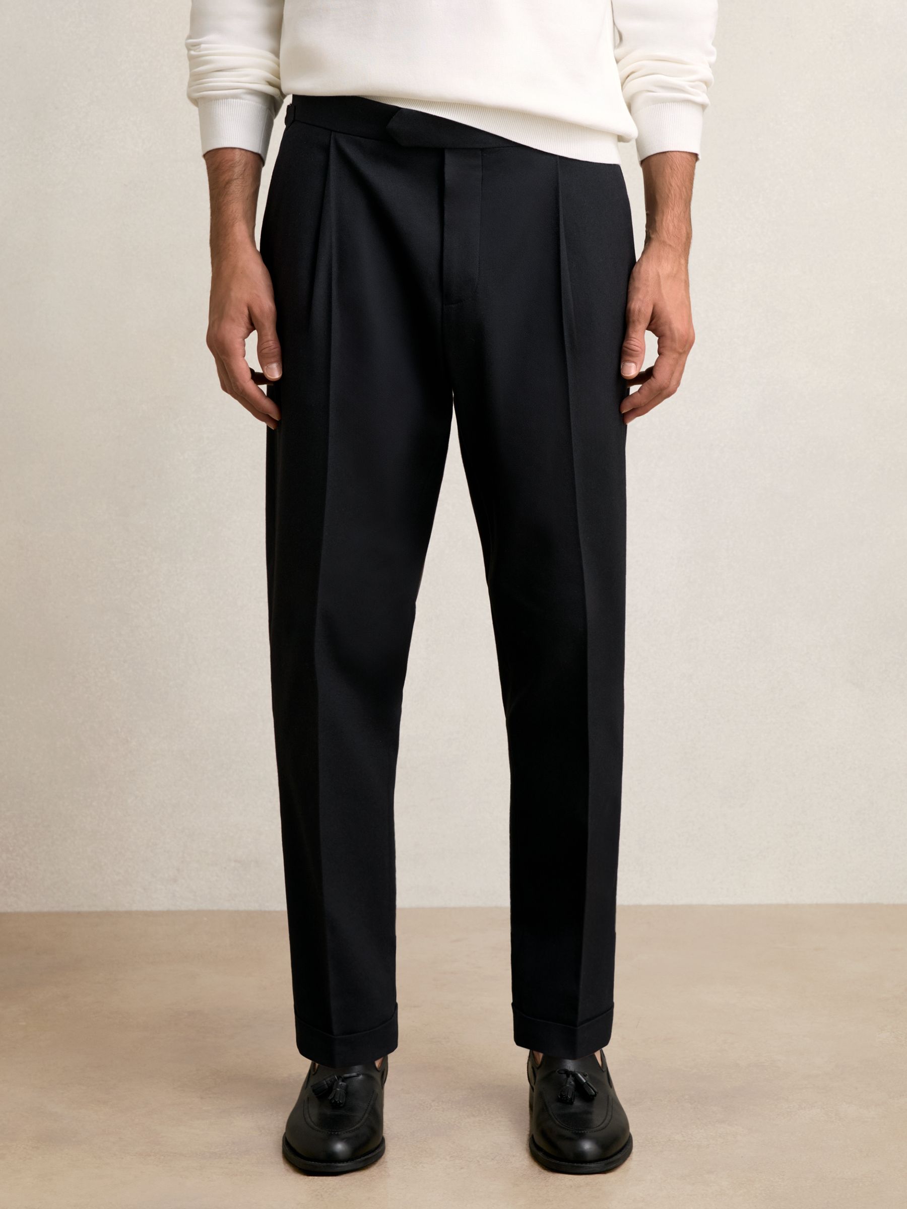 Tailored-Fit Herringbone Trousers in Navy