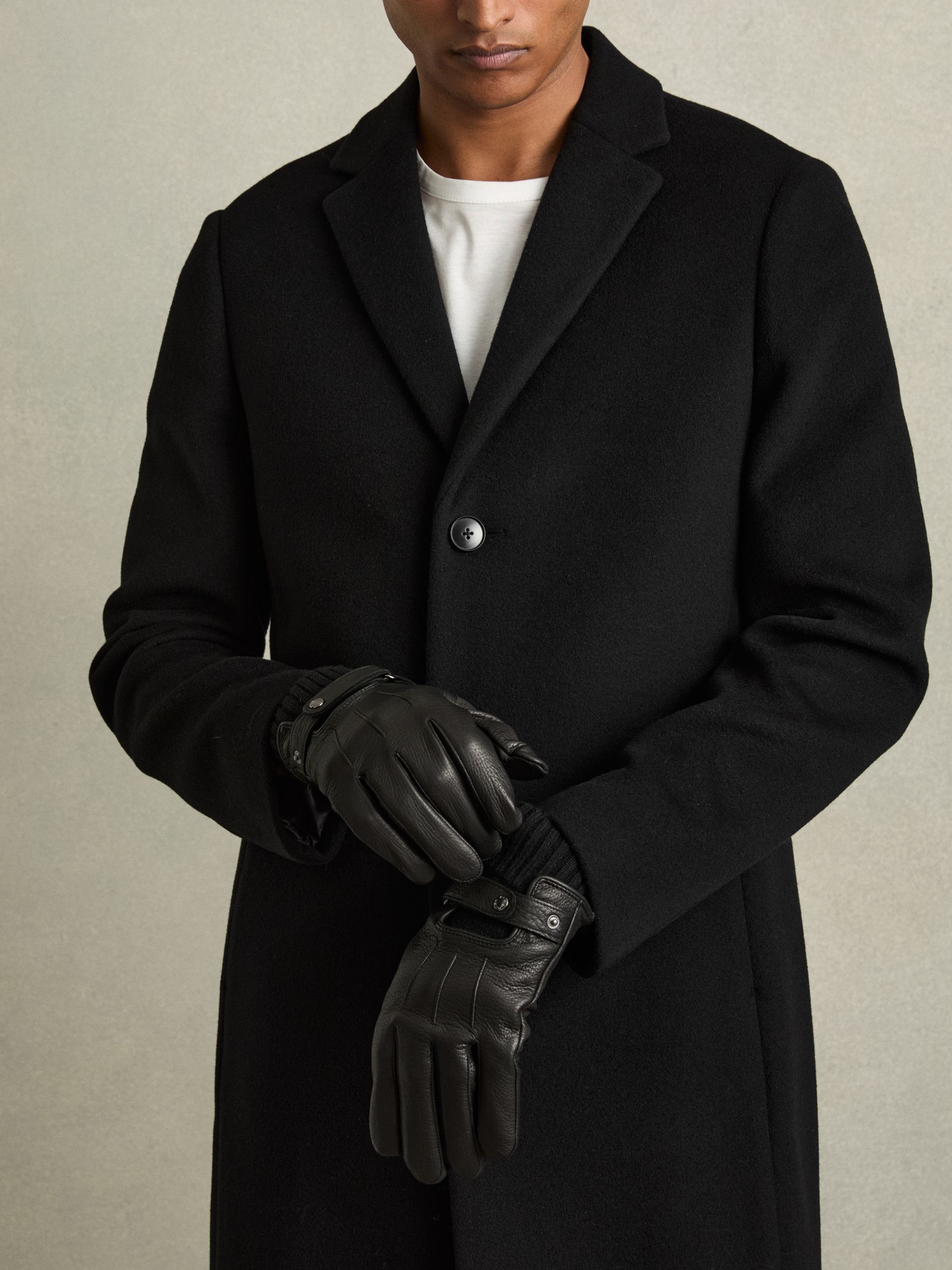 Leather Ribbed-Cuff Gloves in Black