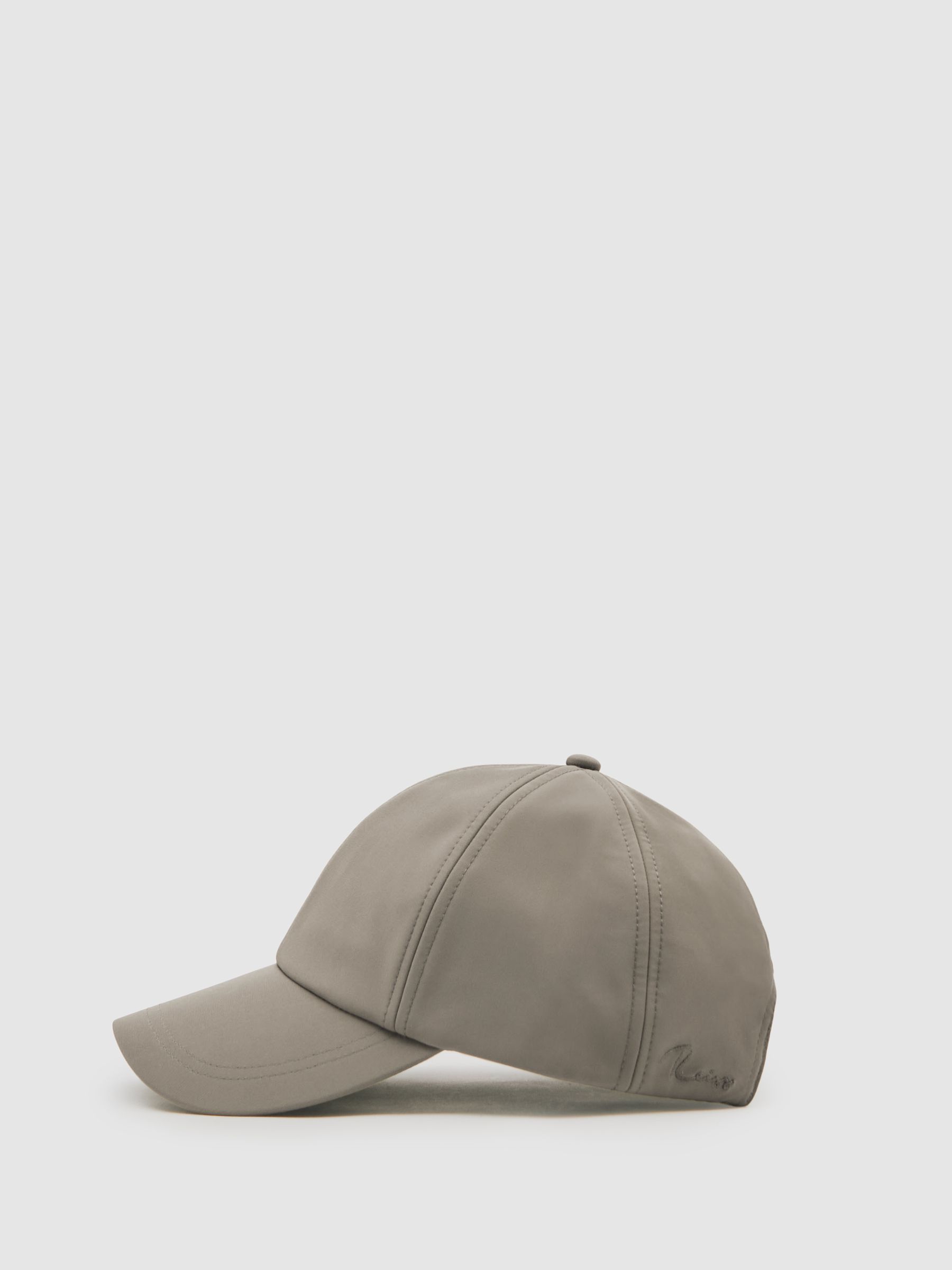 Embroidered Logo Tech Baseball Cap in Mushroom Brown