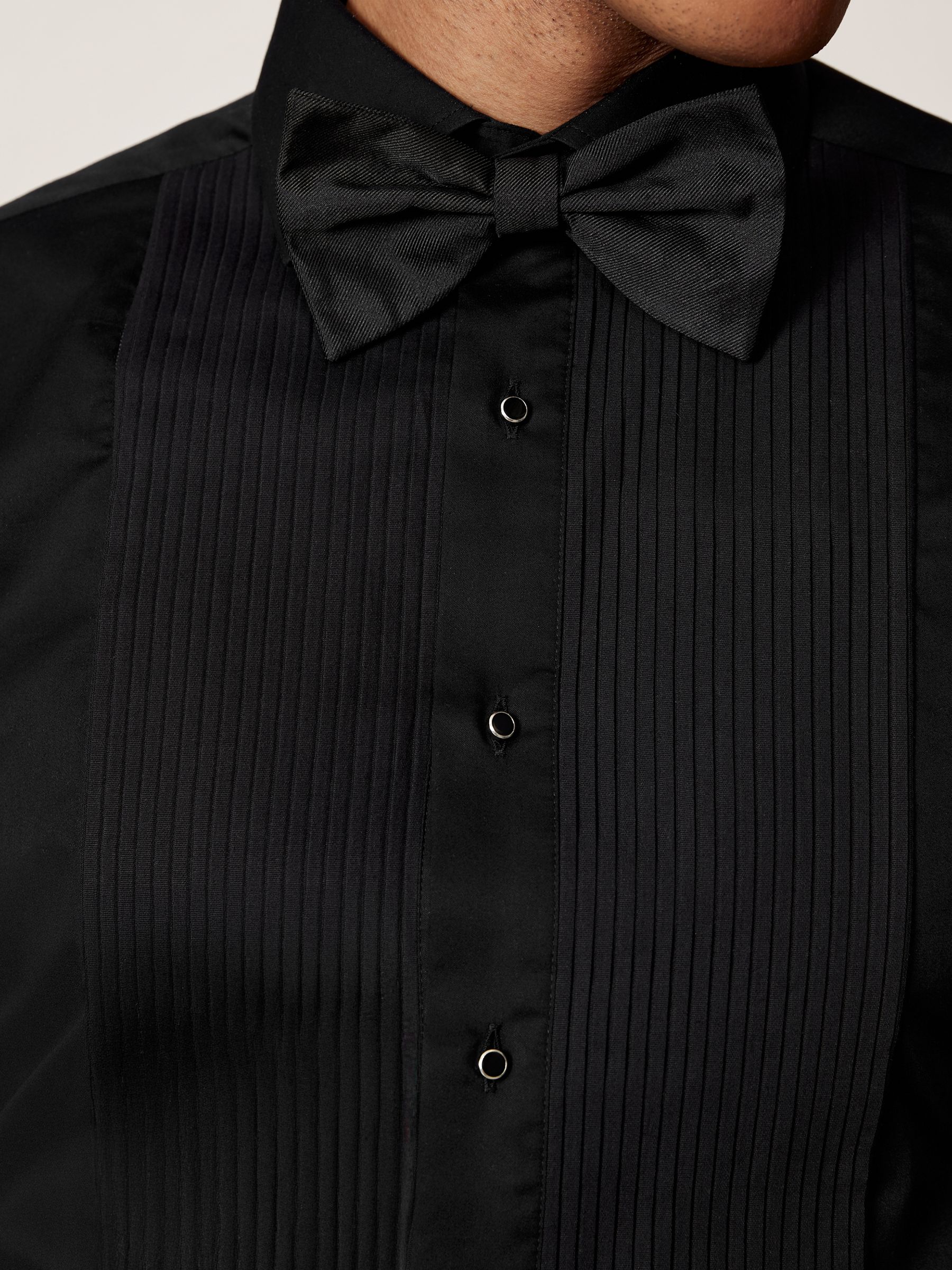 Regular Fit Cotton Double-Cuff Dinner Shirt in Black