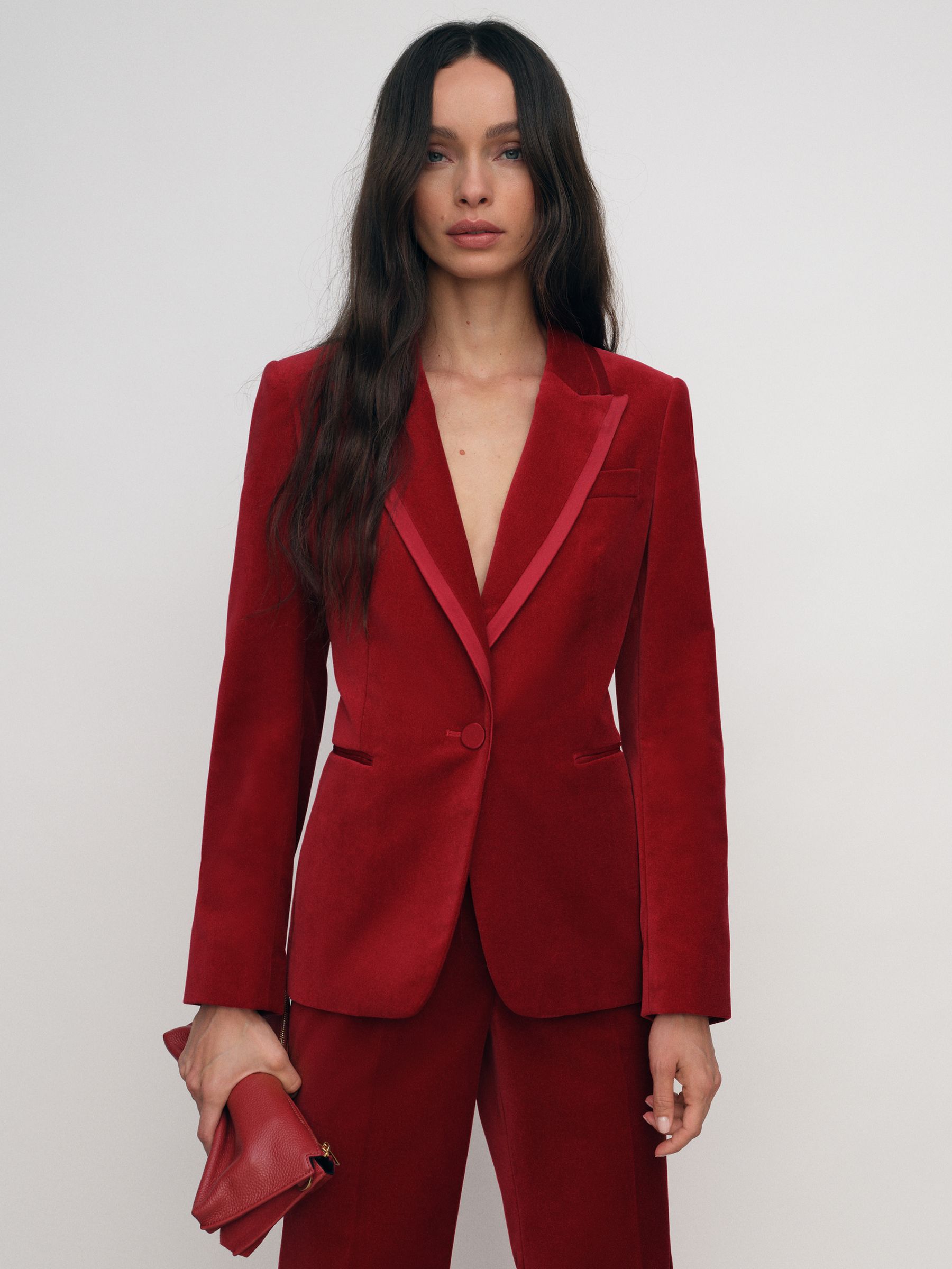 Velvet Single-Breasted Suit Blazer in Burgundy