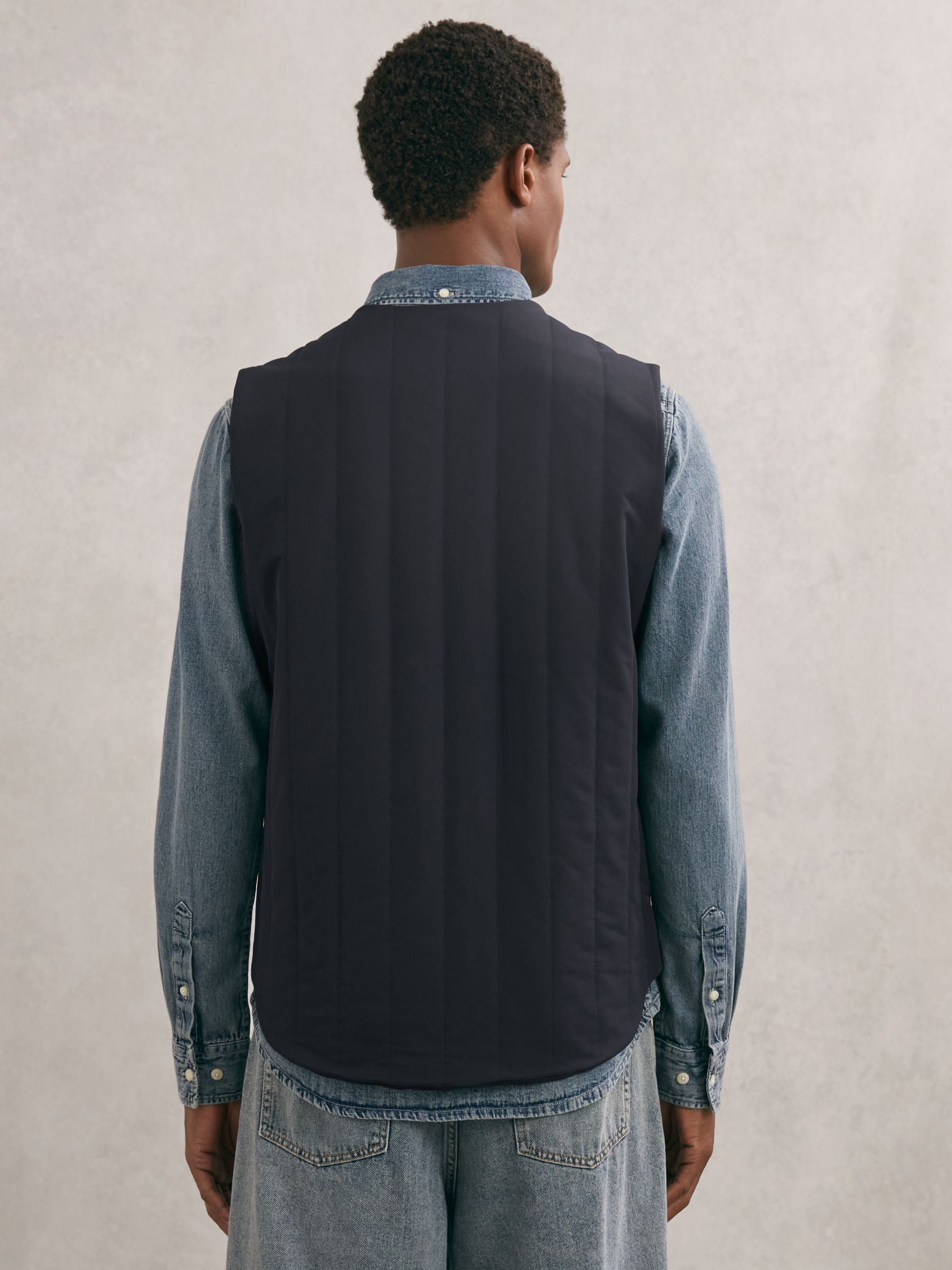 T-Shirt in Dark Navy