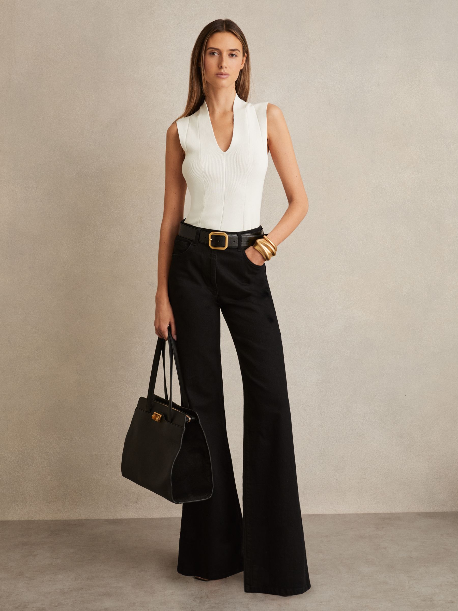 Knitted Sleeveless V-Neck Vest in Ivory