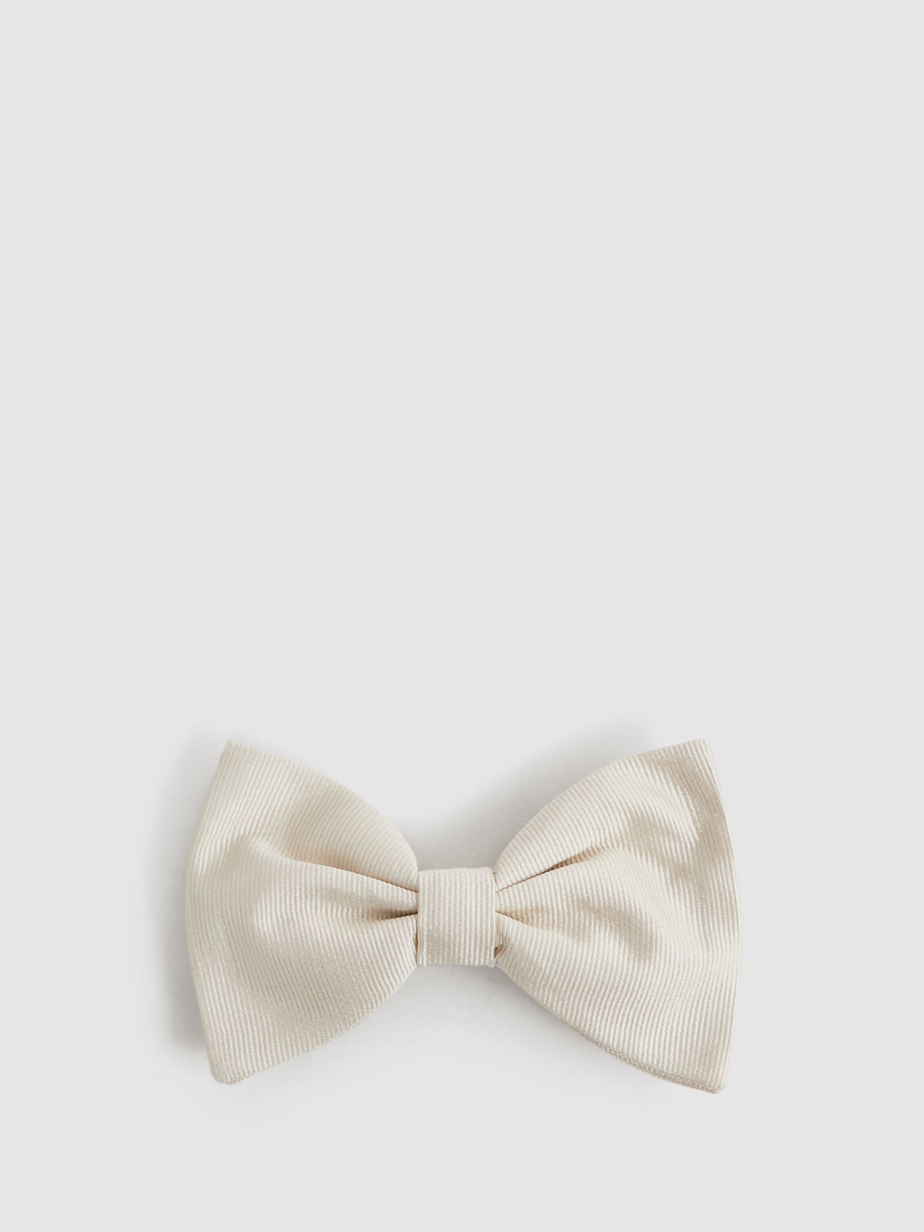 Grosgrain Silk Bow Tie in Ivory