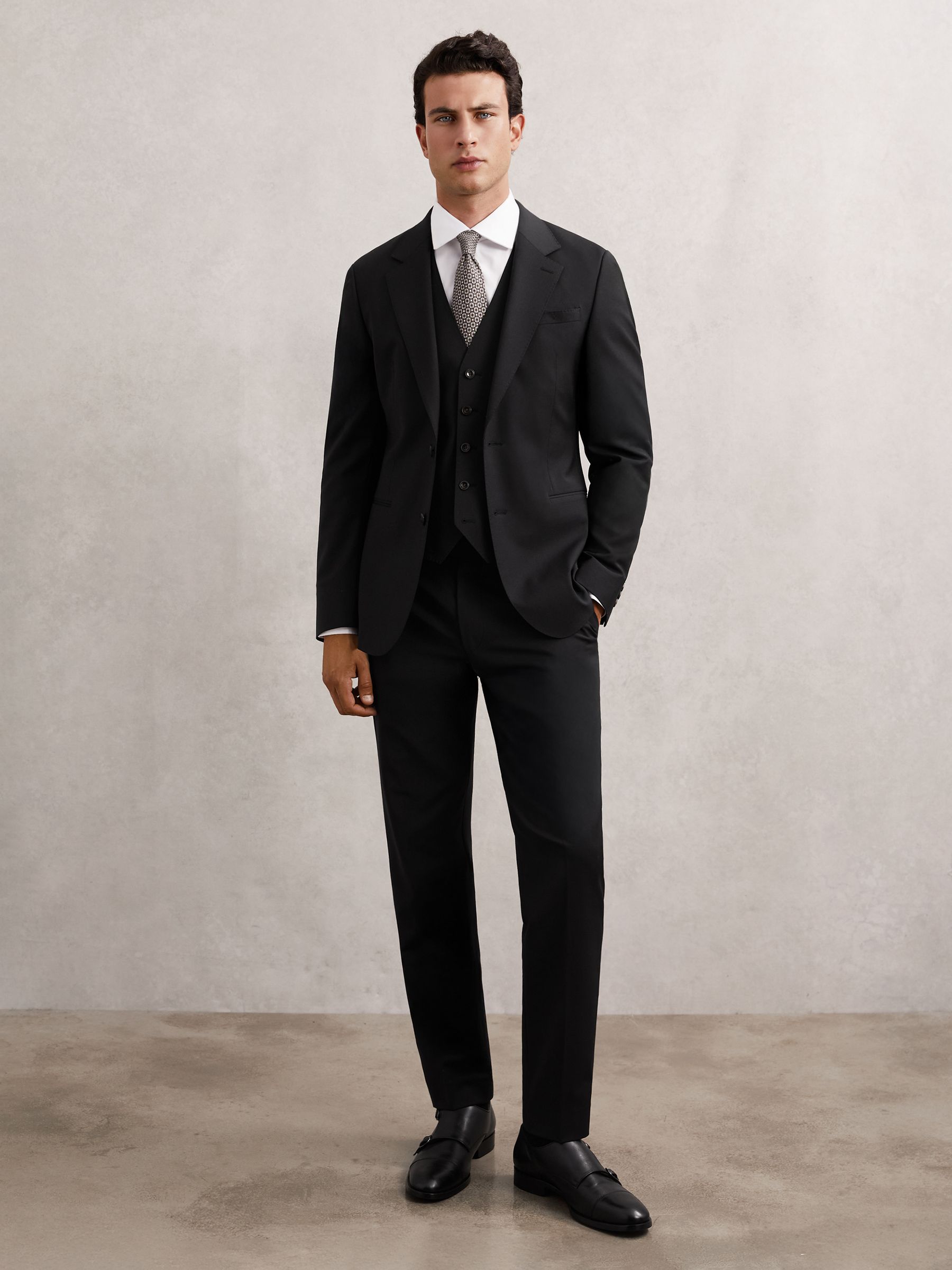 Wool-Blend Single-Breasted Suit Blazer Slim-Fit in Black