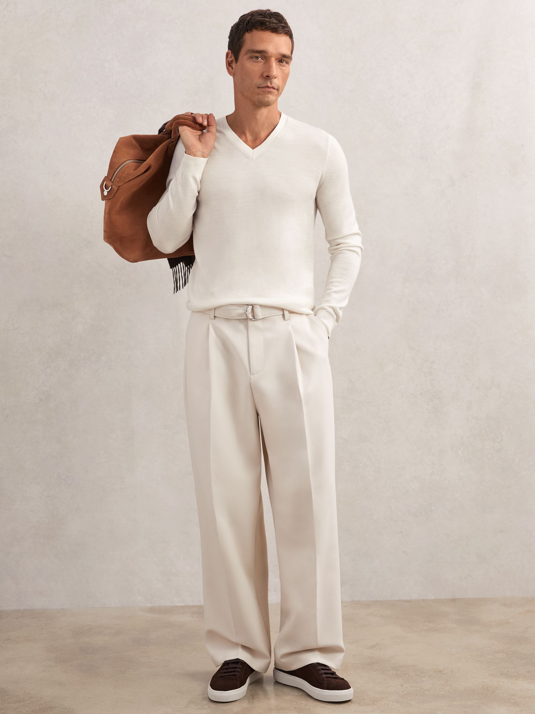 Merino Wool V-Neck Jumper in White