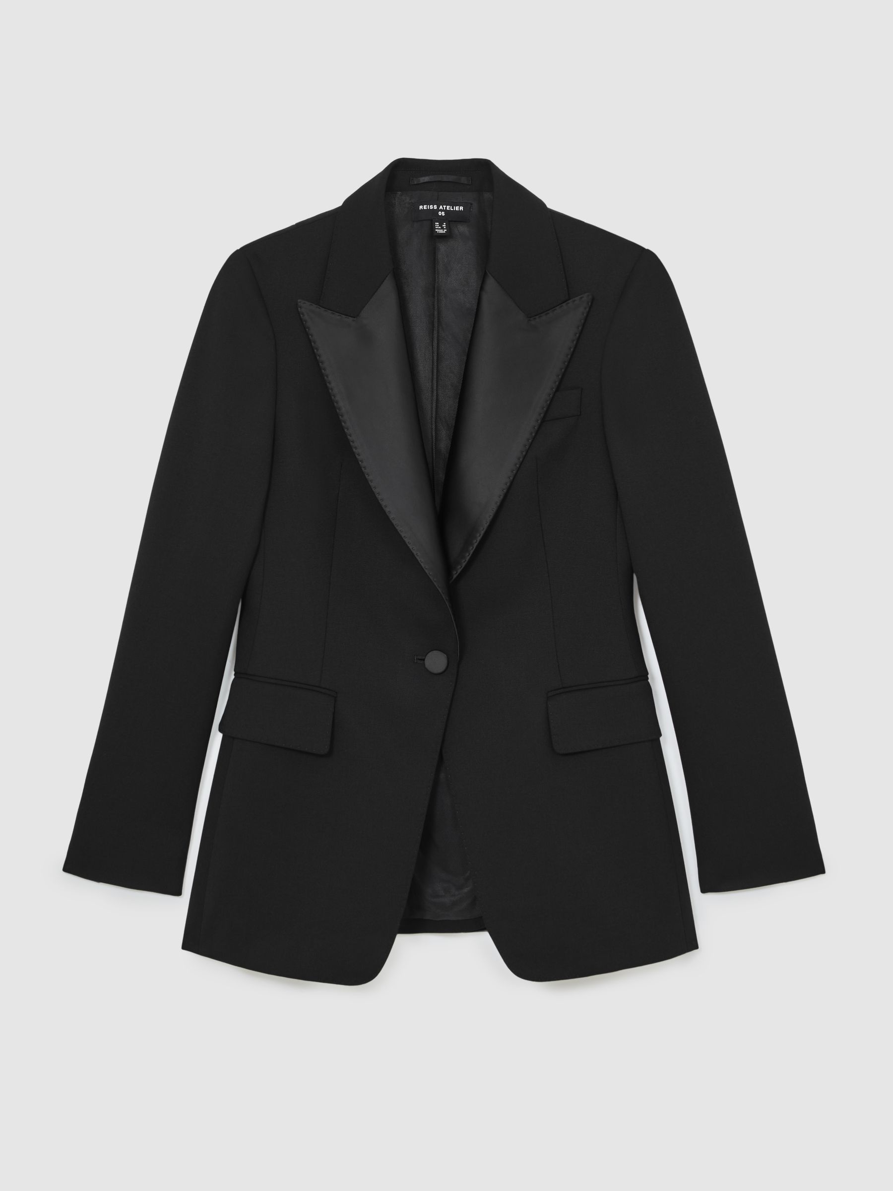 Petite Atelier Single-Breasted Tuxedo Blazer in Black