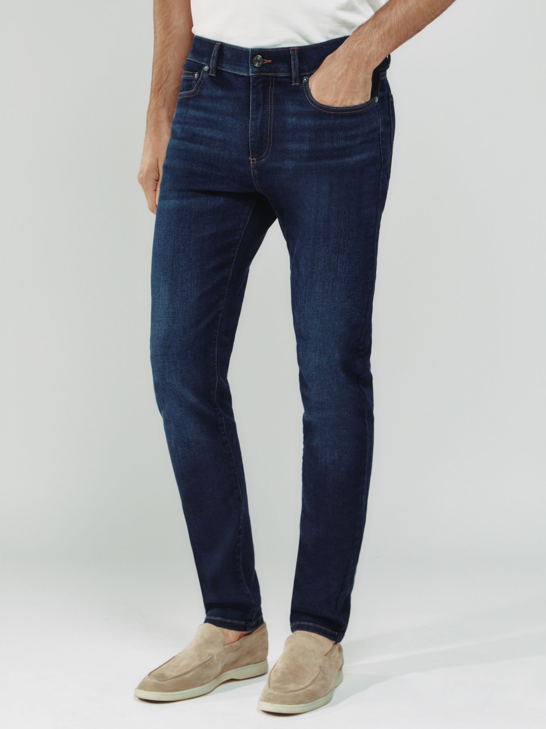 Skinny-Fit Jeans in Washed Dark Indigo