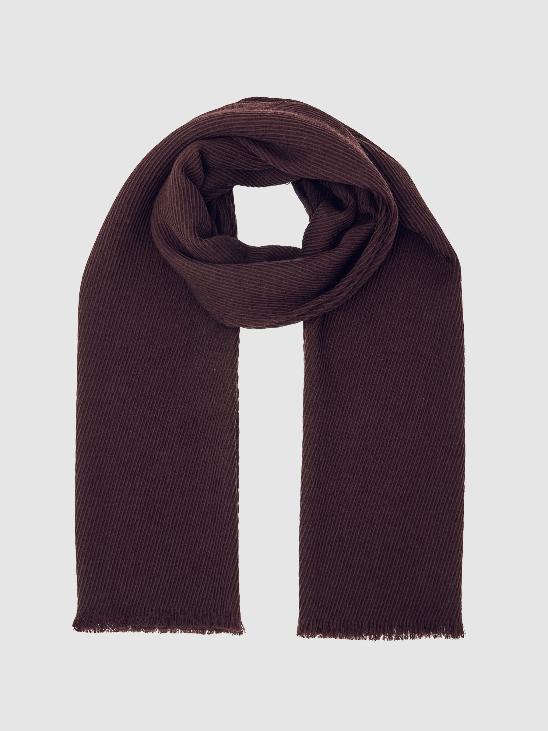 Wool Pleated Scarf in Burgundy