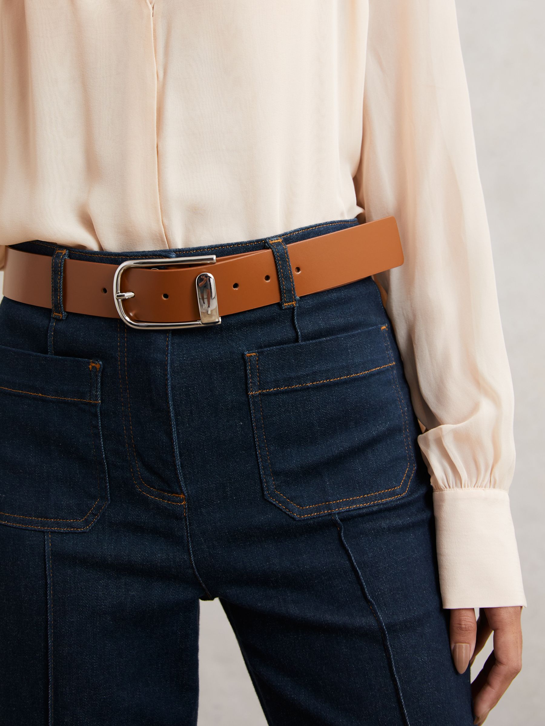 Leather Half Keeper Belt in Tan Sliver