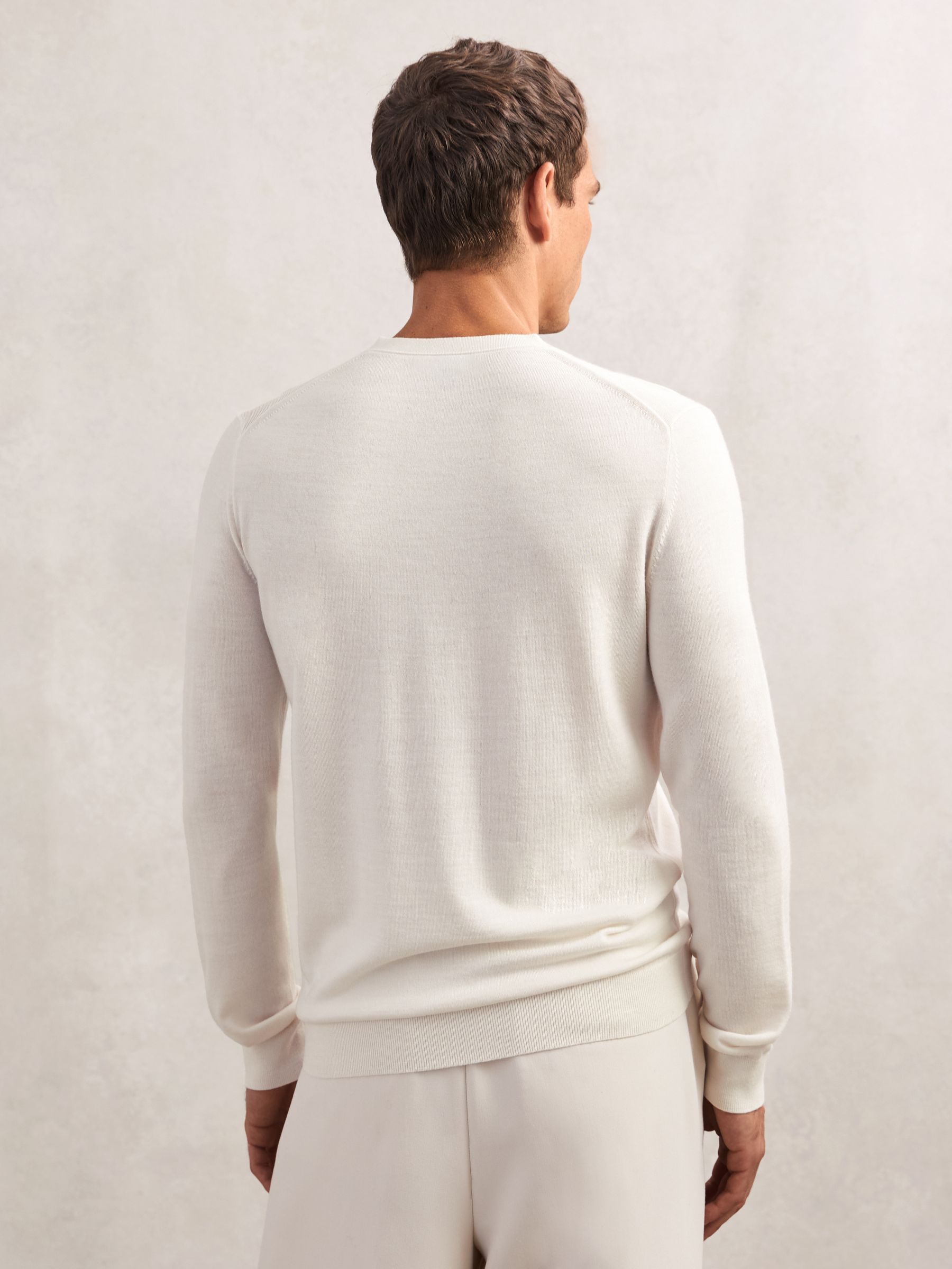 Merino Wool V-Neck Jumper in White