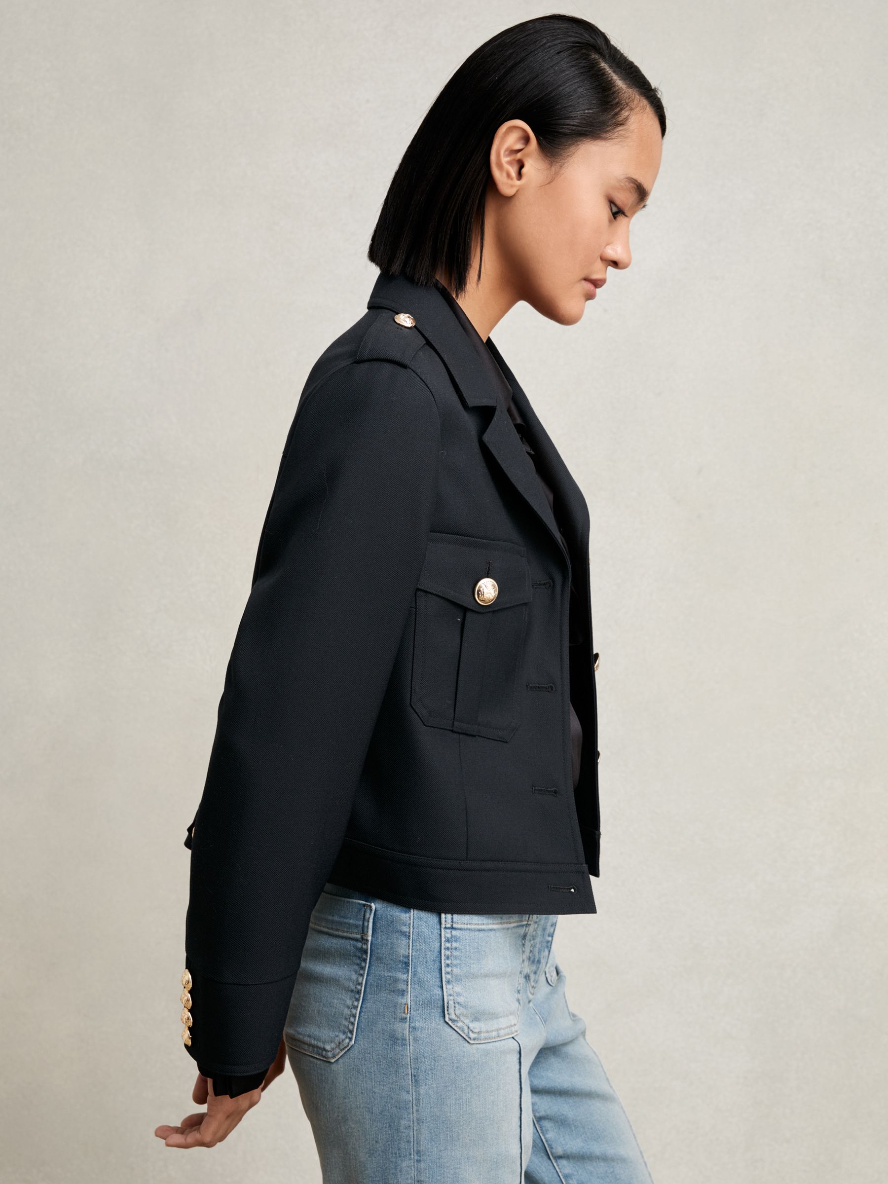 Wool Twin-Pocket Cropped Jacket in Black