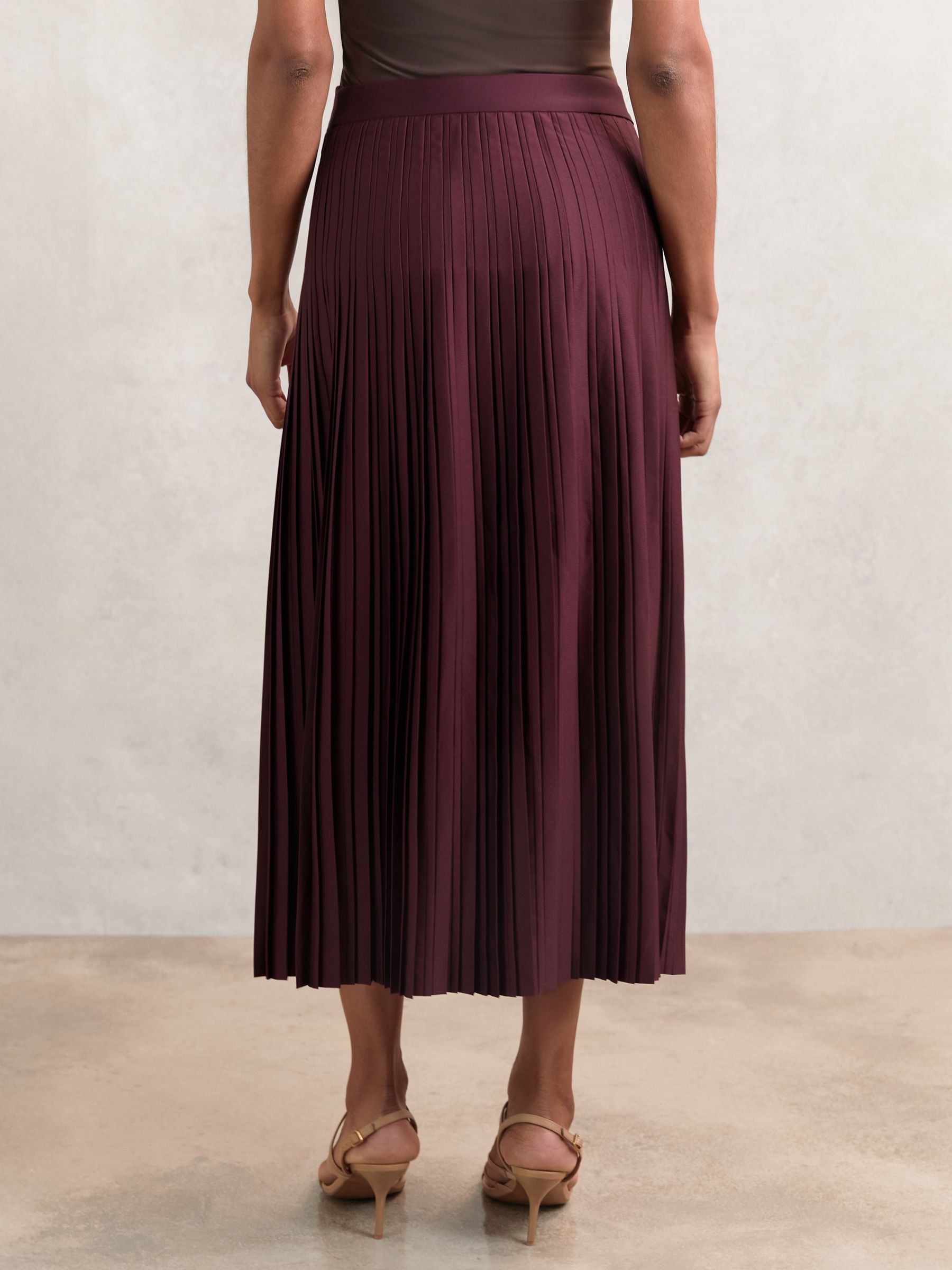 Pleated Midi Skirt in Burgundy