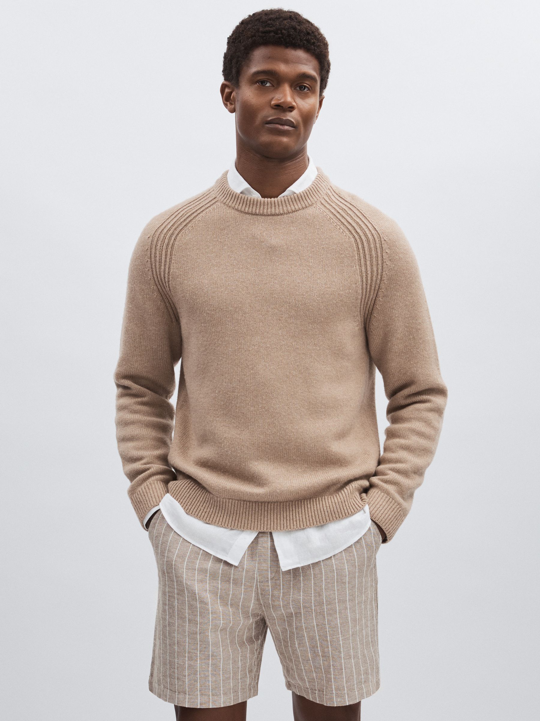 Linen-Cotton Shorts in Ivory/Neutral Stripe