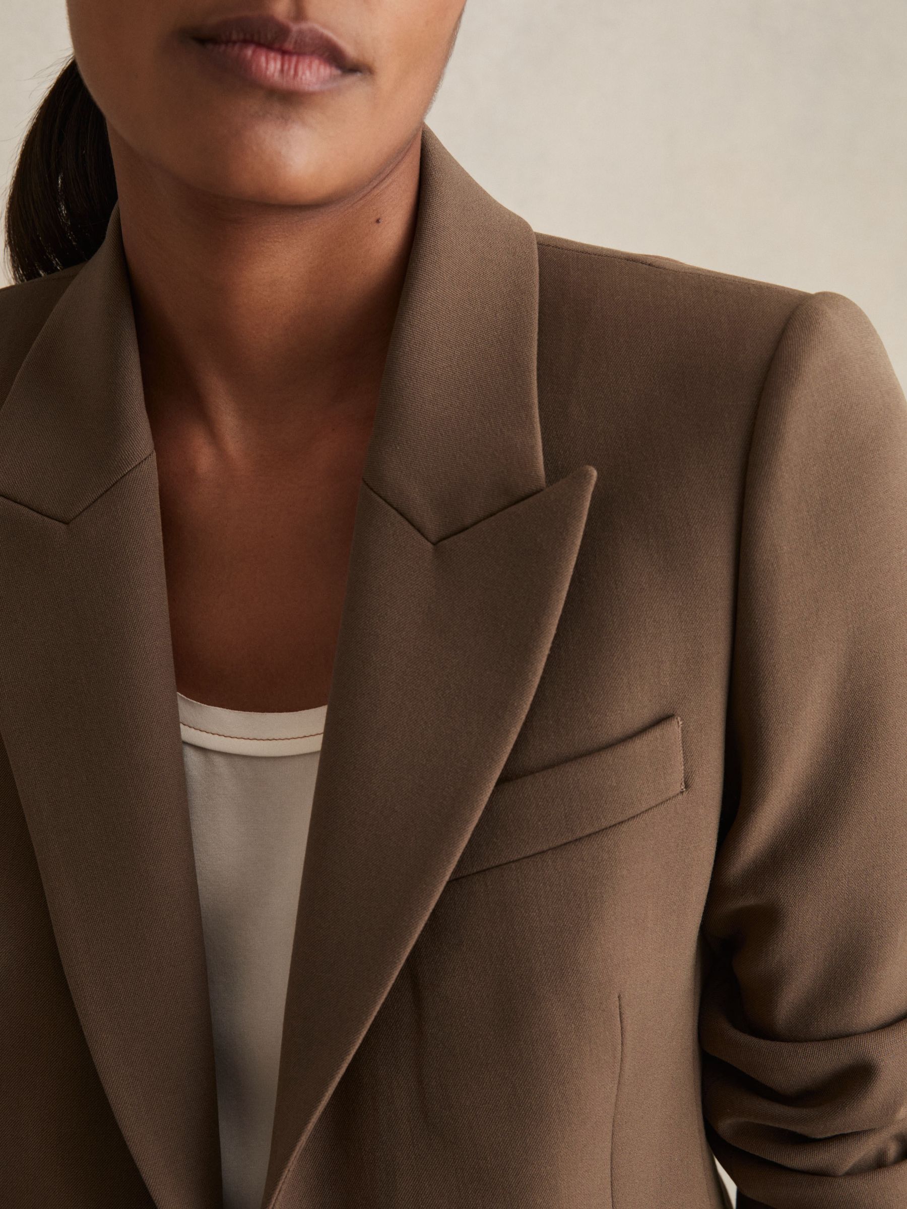 Petite Tailored Single Breasted Suit Blazer in Mink Neutral