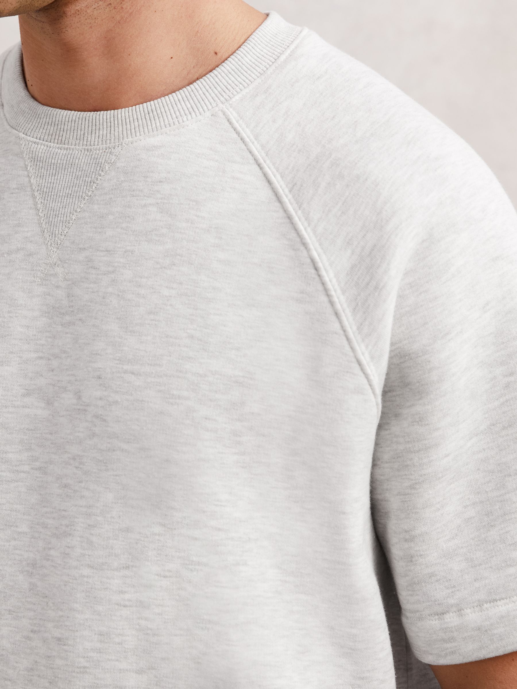 Cotton-Blend Oversize Raglan T-shirt in Soft Grey