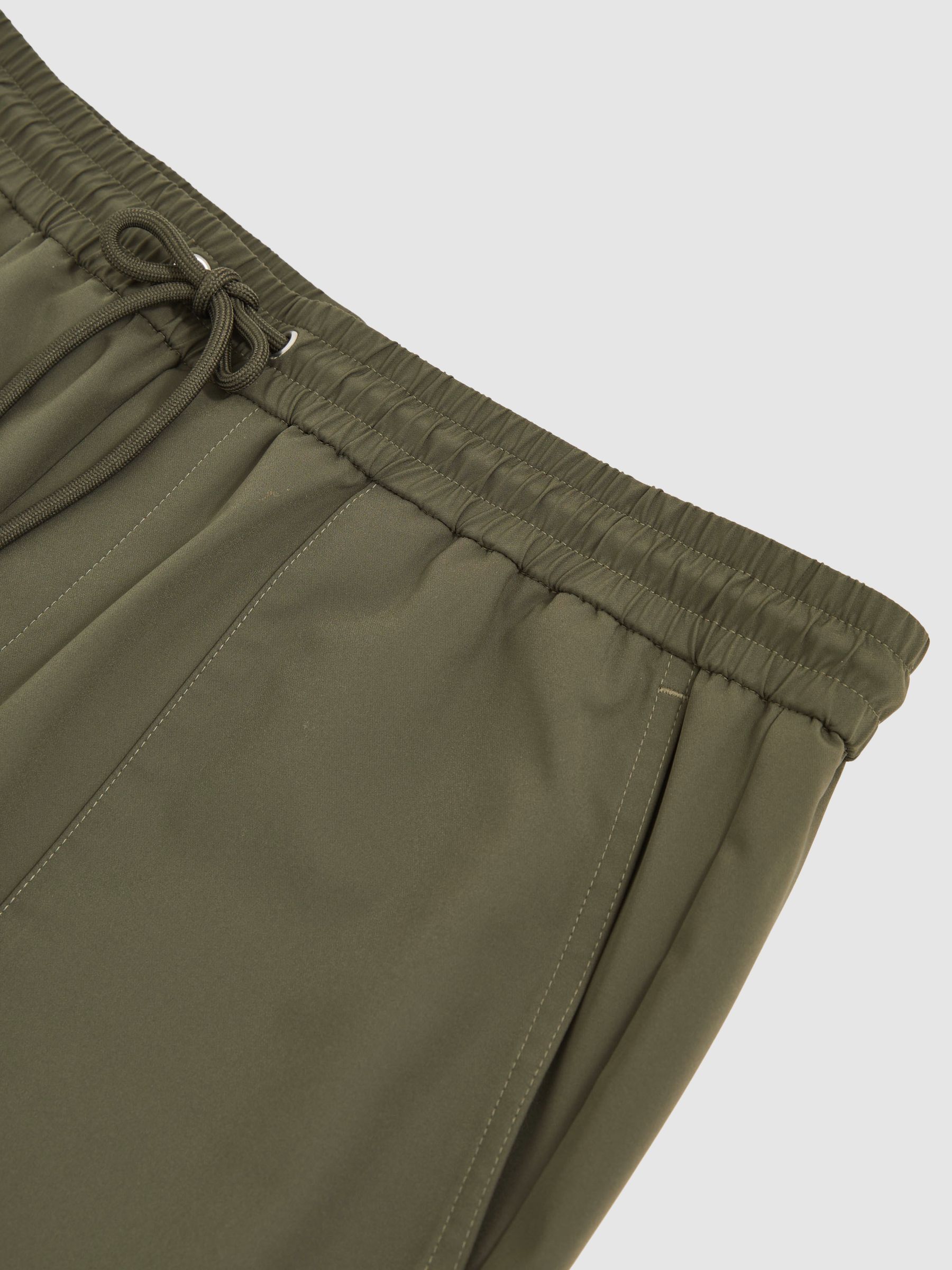 Stretch-Nylon Cuff Trousers in Green