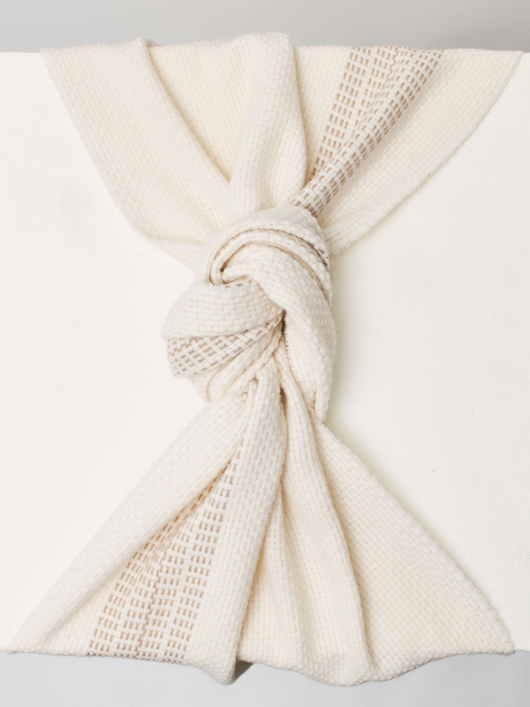 Wool-Cashmere Textured Scarf in Cream