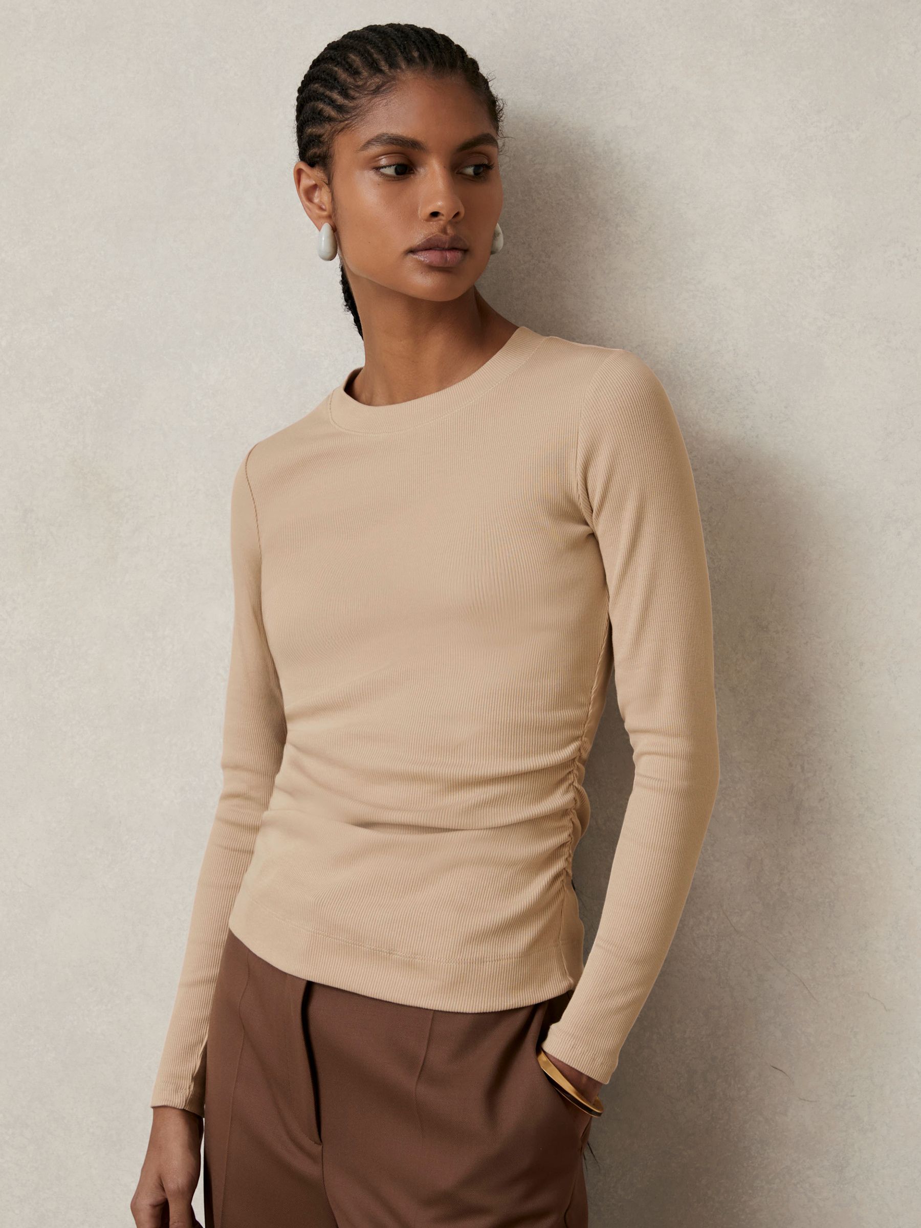 Cotton Long-Sleeve Ruched T-Shirt with Stretch in Camel