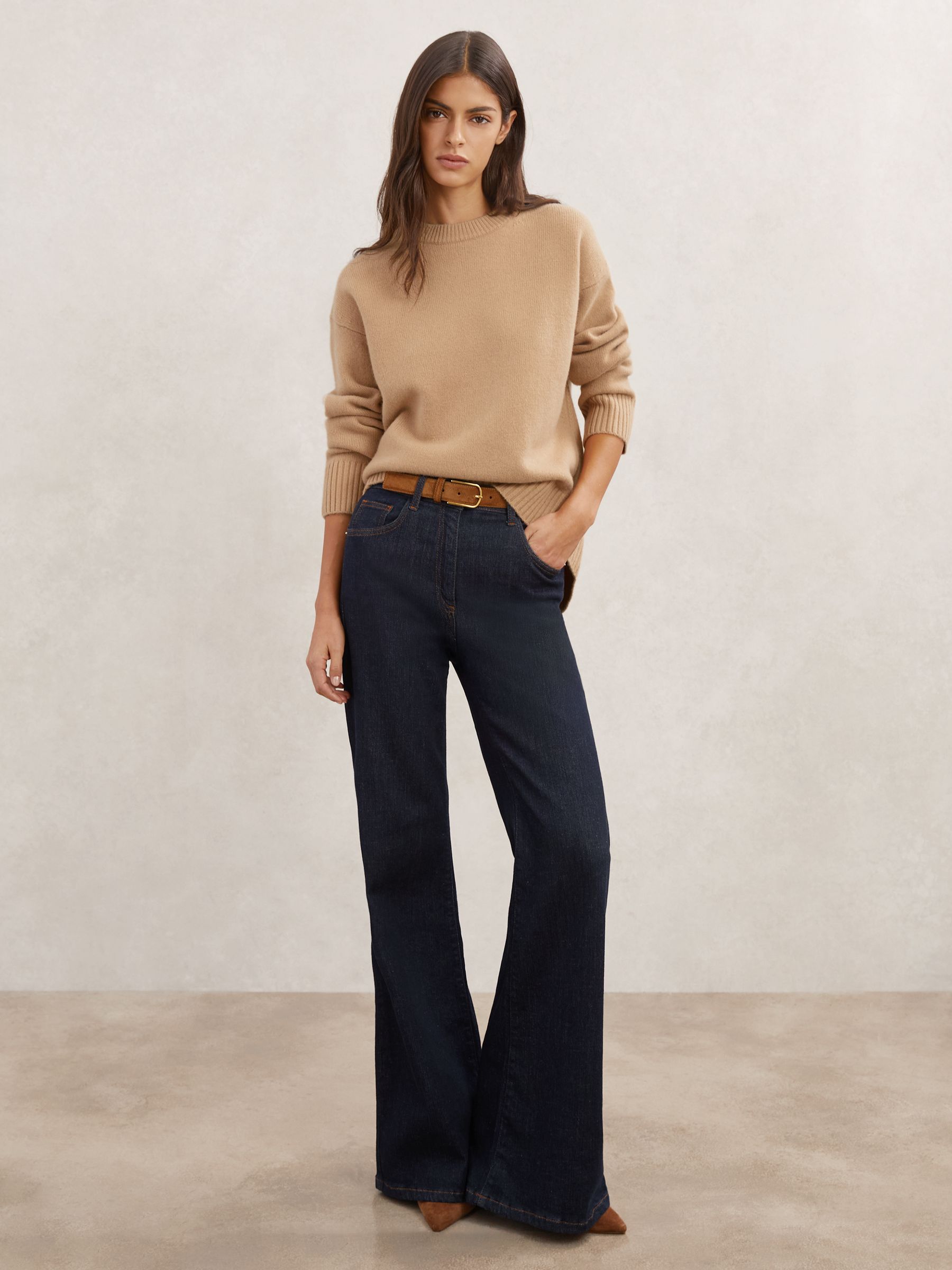 Wool-Cashmere Crew-Neck Jumper in Camel