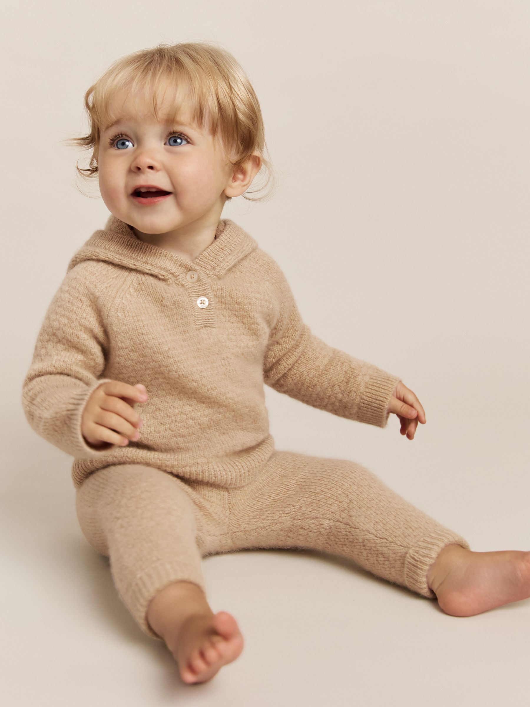 100% Cashmere Hoodie and Leggings Set in Neutral