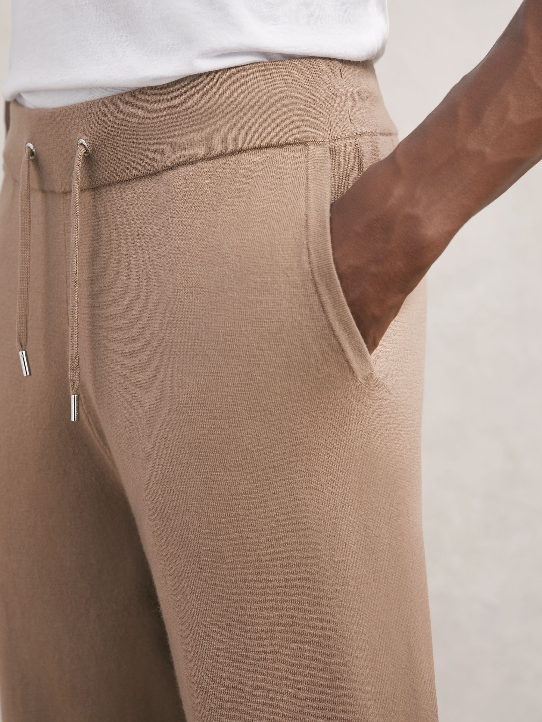 Merino Wool-Blend Cuffed Joggers in Camel Brown