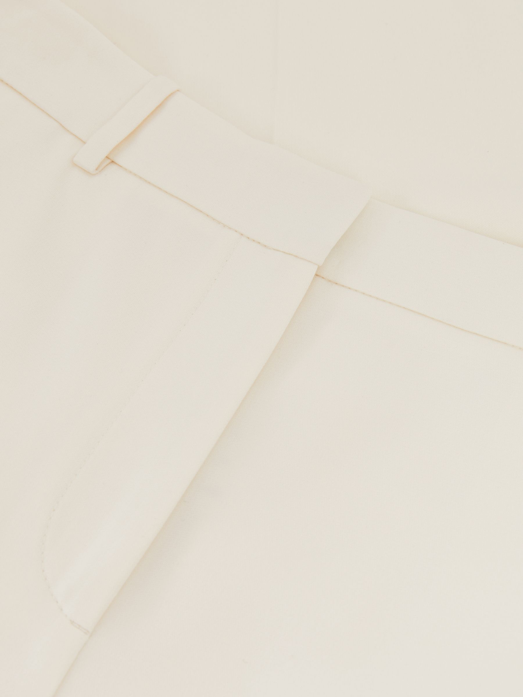 Petite Wide-Leg Tailored Trousers in Cream