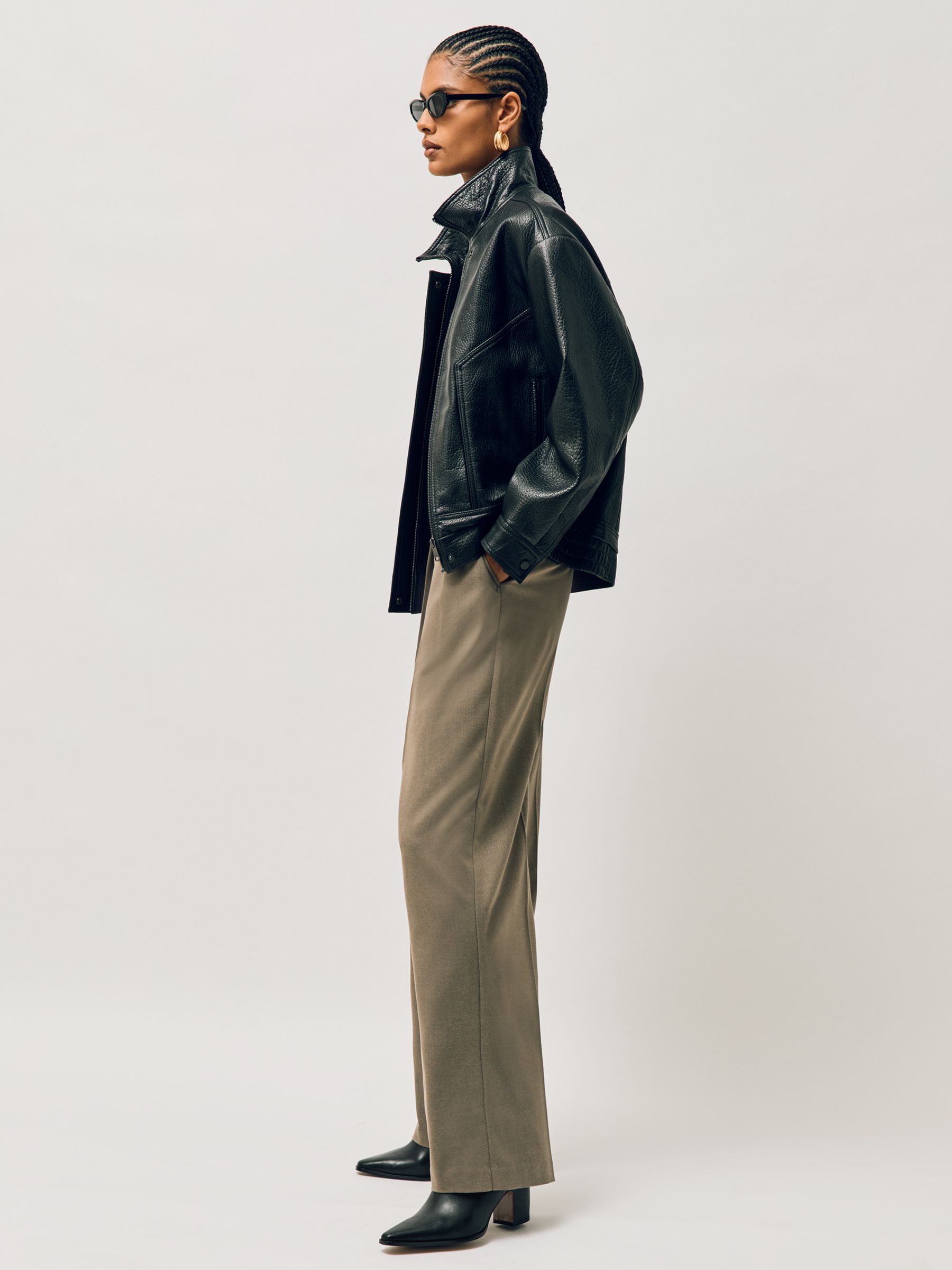 Leather Blocked Heel Ankle Boots in Black