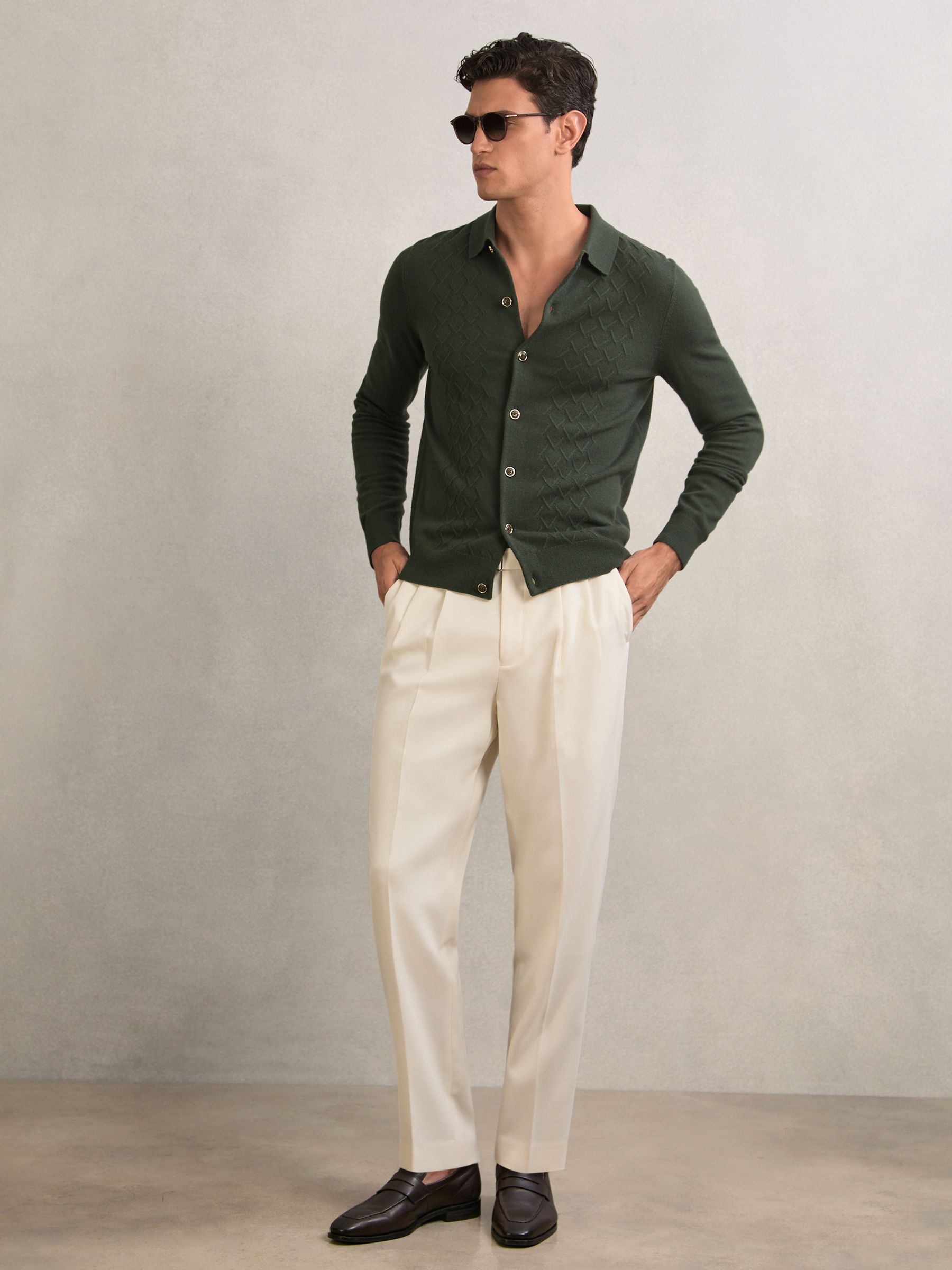 Wool V-Stitch Button-Through Cardigan in Forest Green