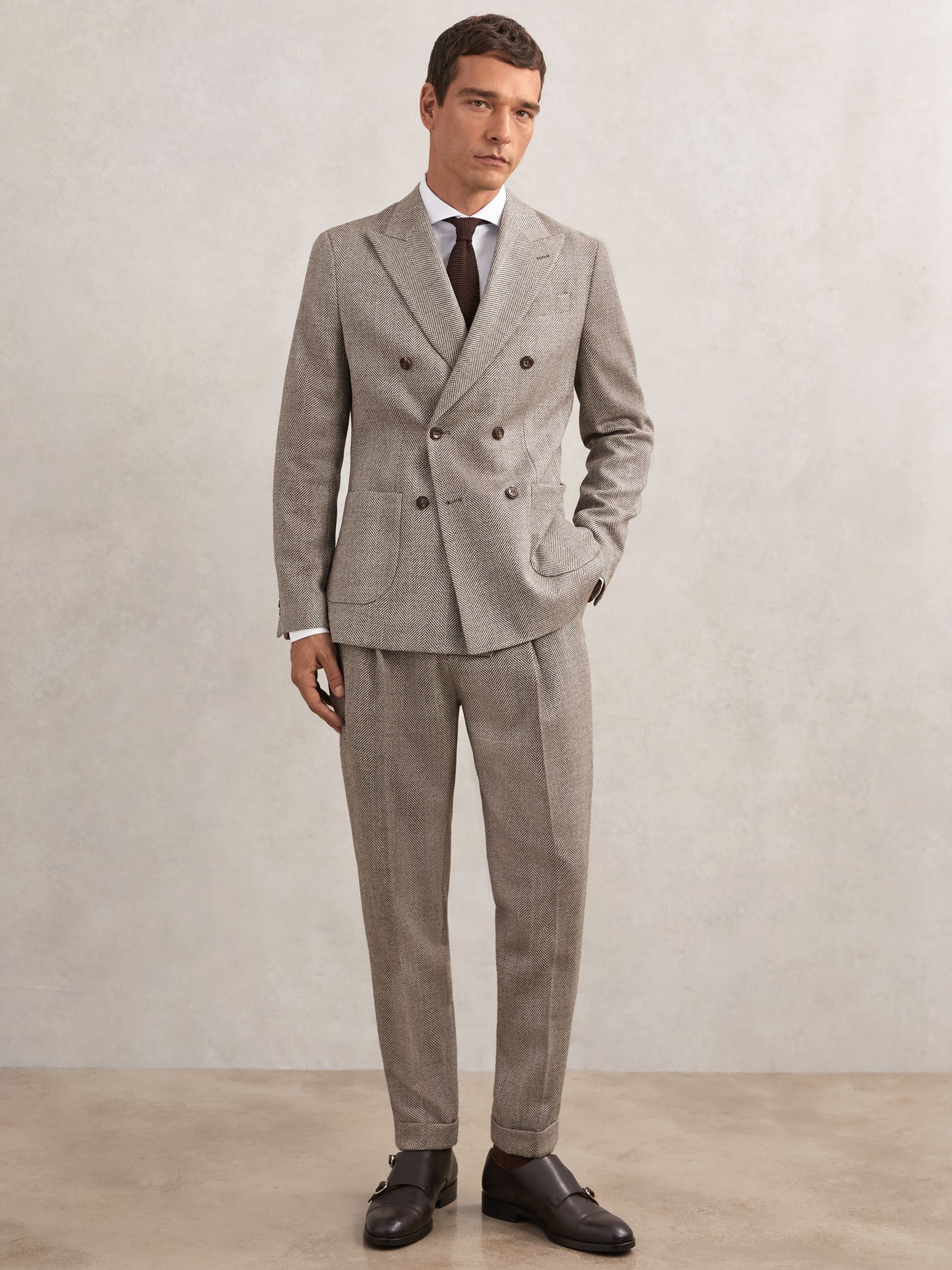 Wool-Blend Slim Herringbone Trousers in Brown