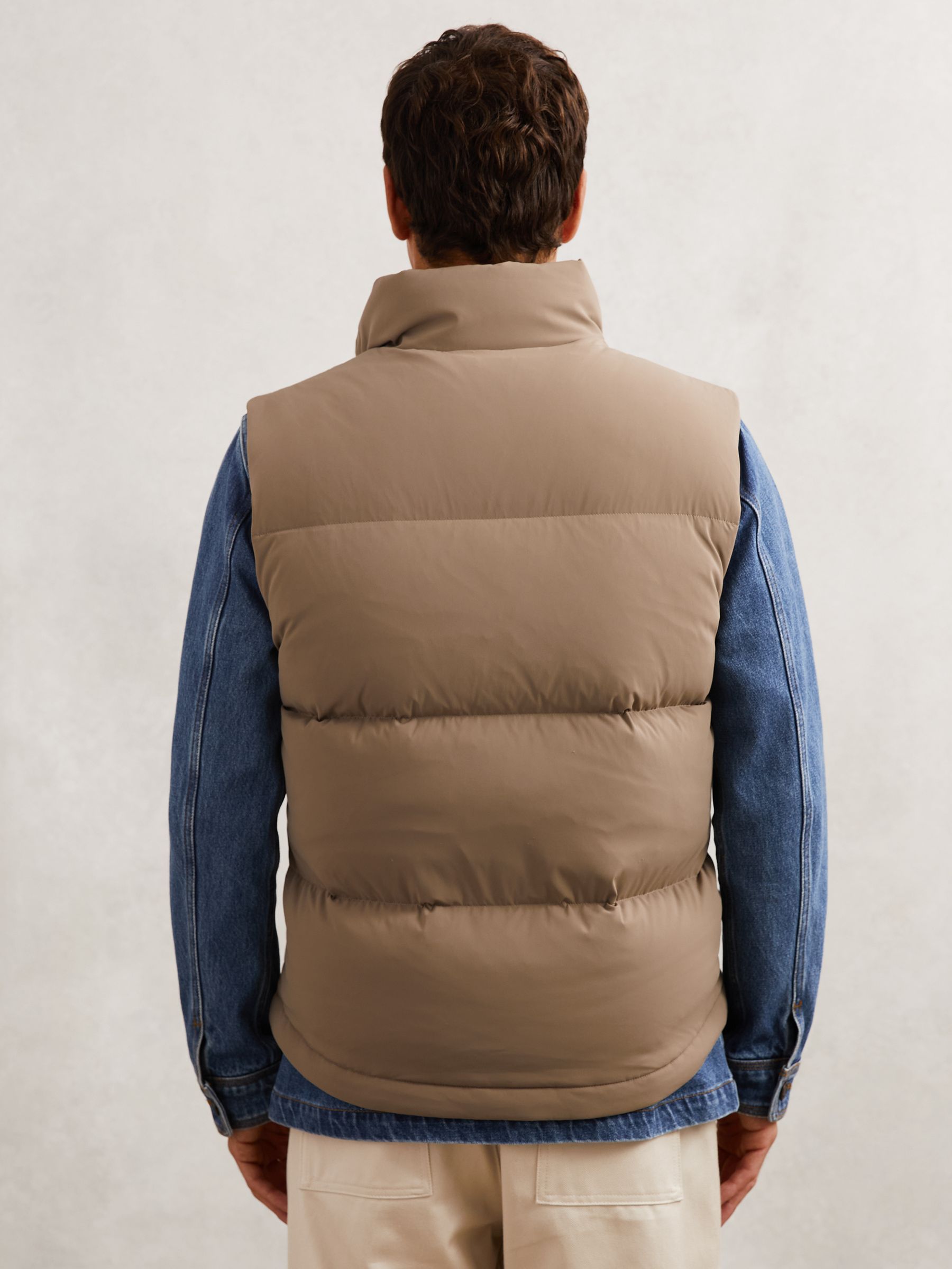 Quilted Zip-Through Puffer Gilet in Light Camel Brown
