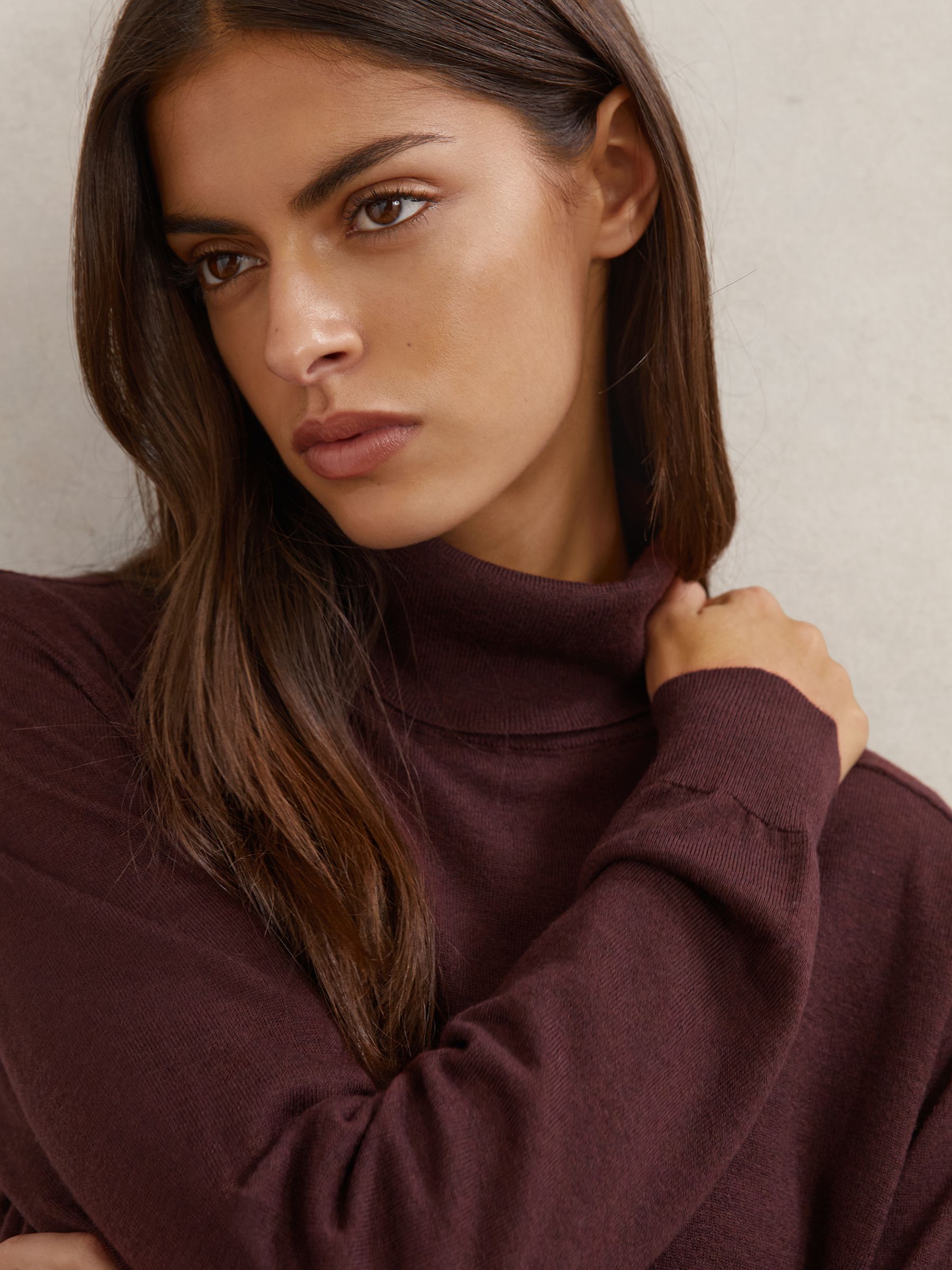Wool Roll-Neck Jumper in Burgundy