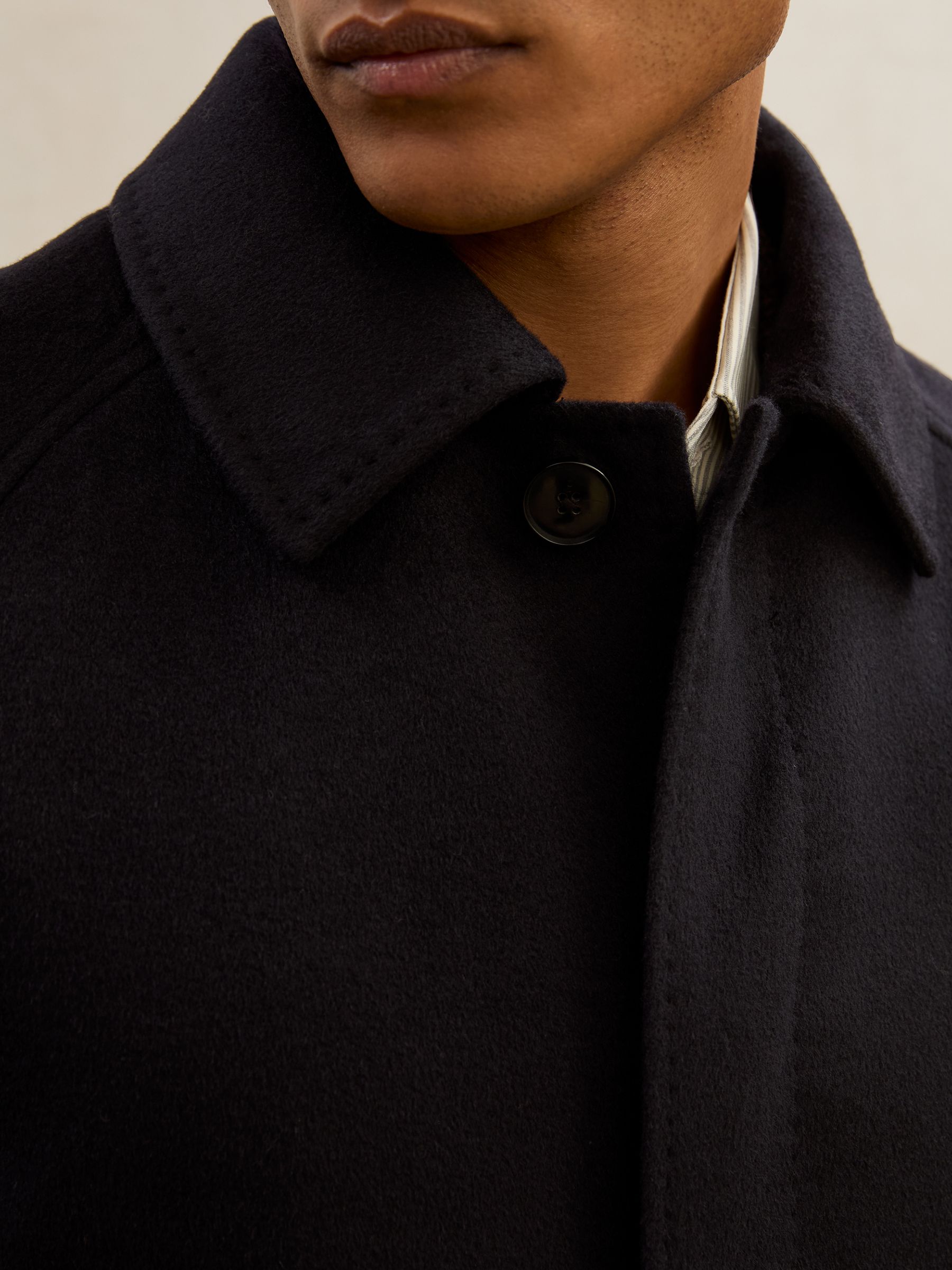 Atelier 100% Cashmere Raglan Overcoat in Navy