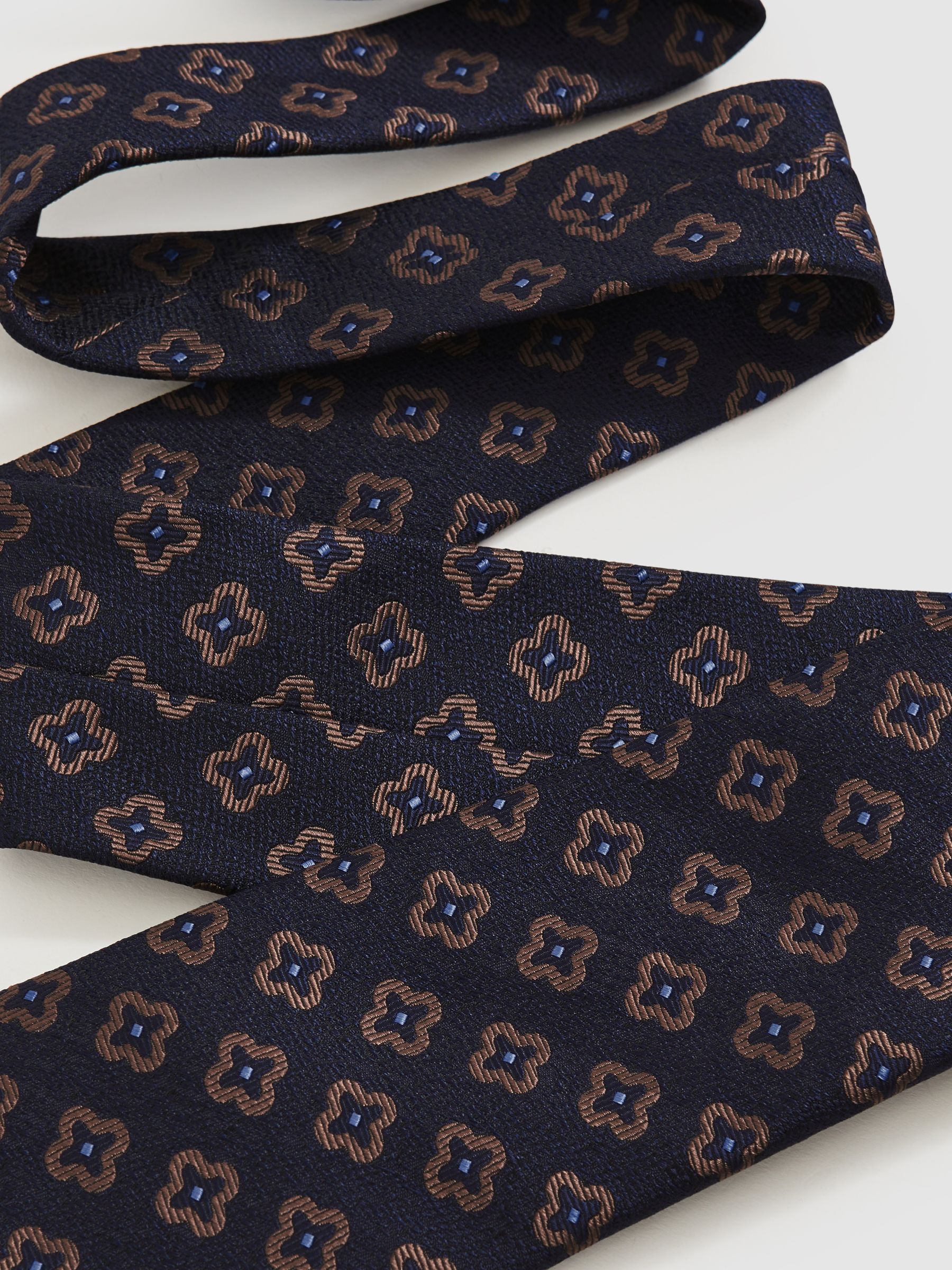 Silk-Wool Floral-Medallion Tie in Navy