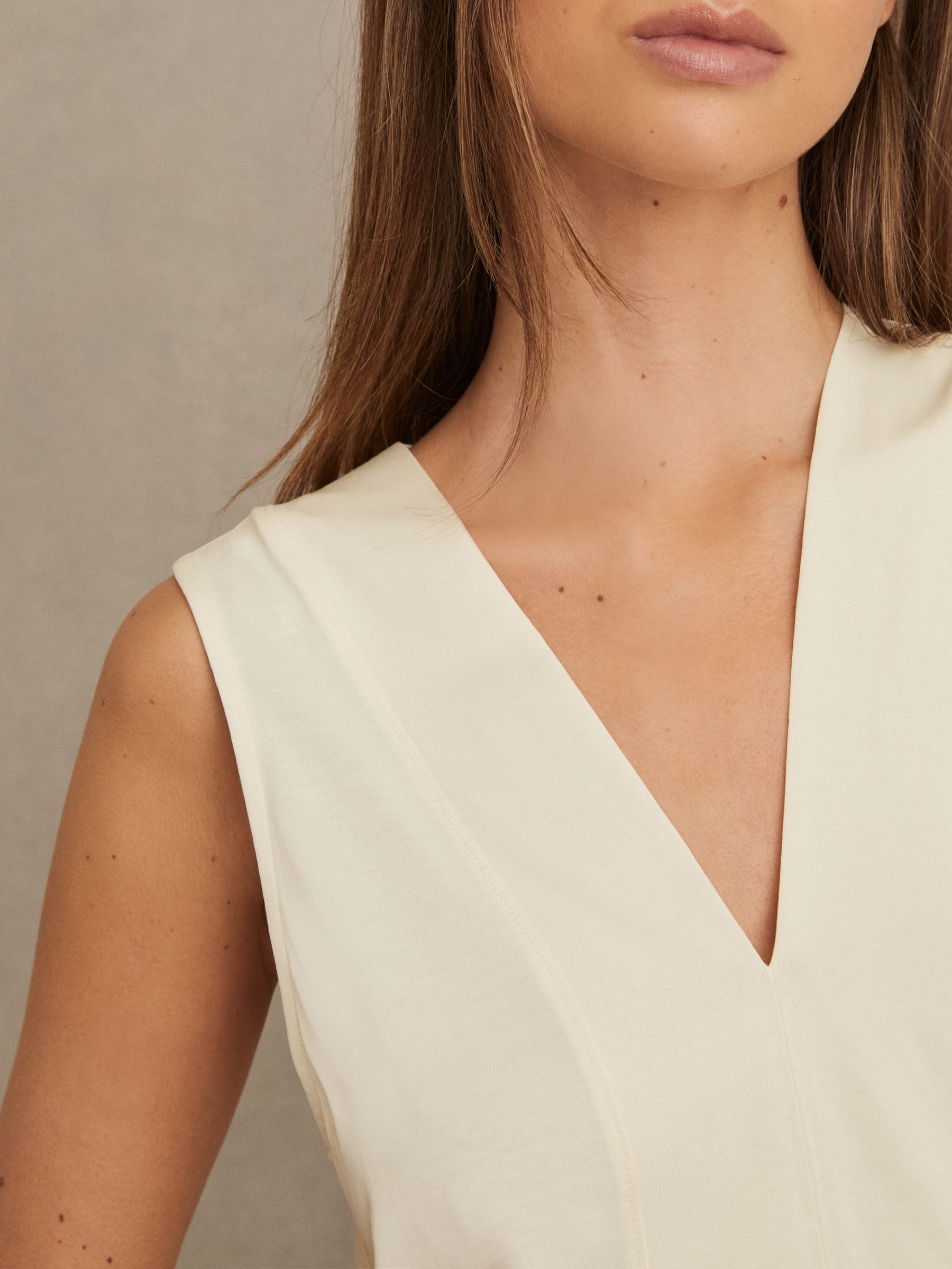 V-Neck Shell Top in Ivory