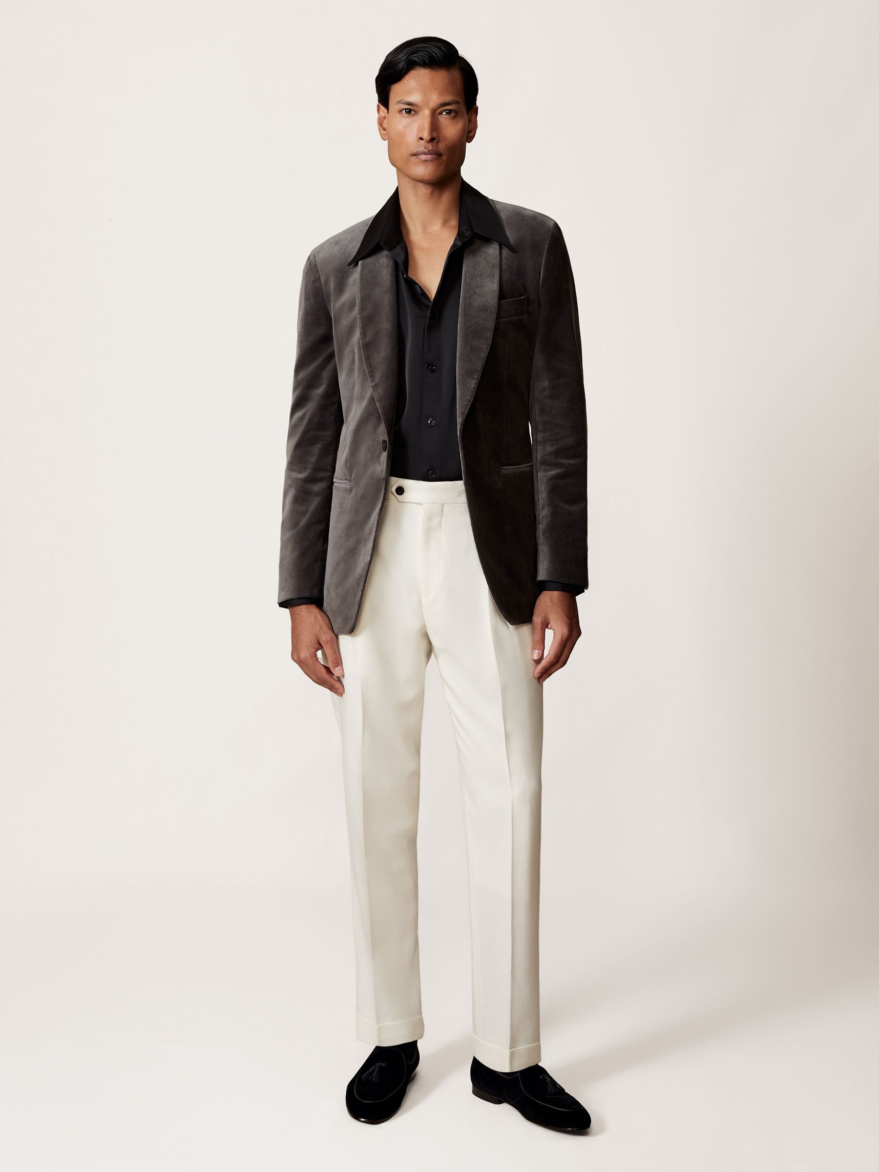 Single-Breasted Velvet Blazer Tailored-Fit in Grey