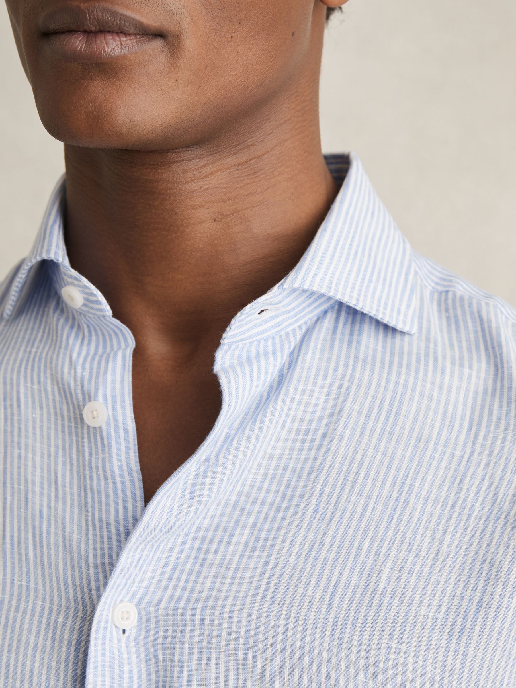 Linen Stripe Long-Sleeve Shirt in Soft Blue/White Fine Stripe