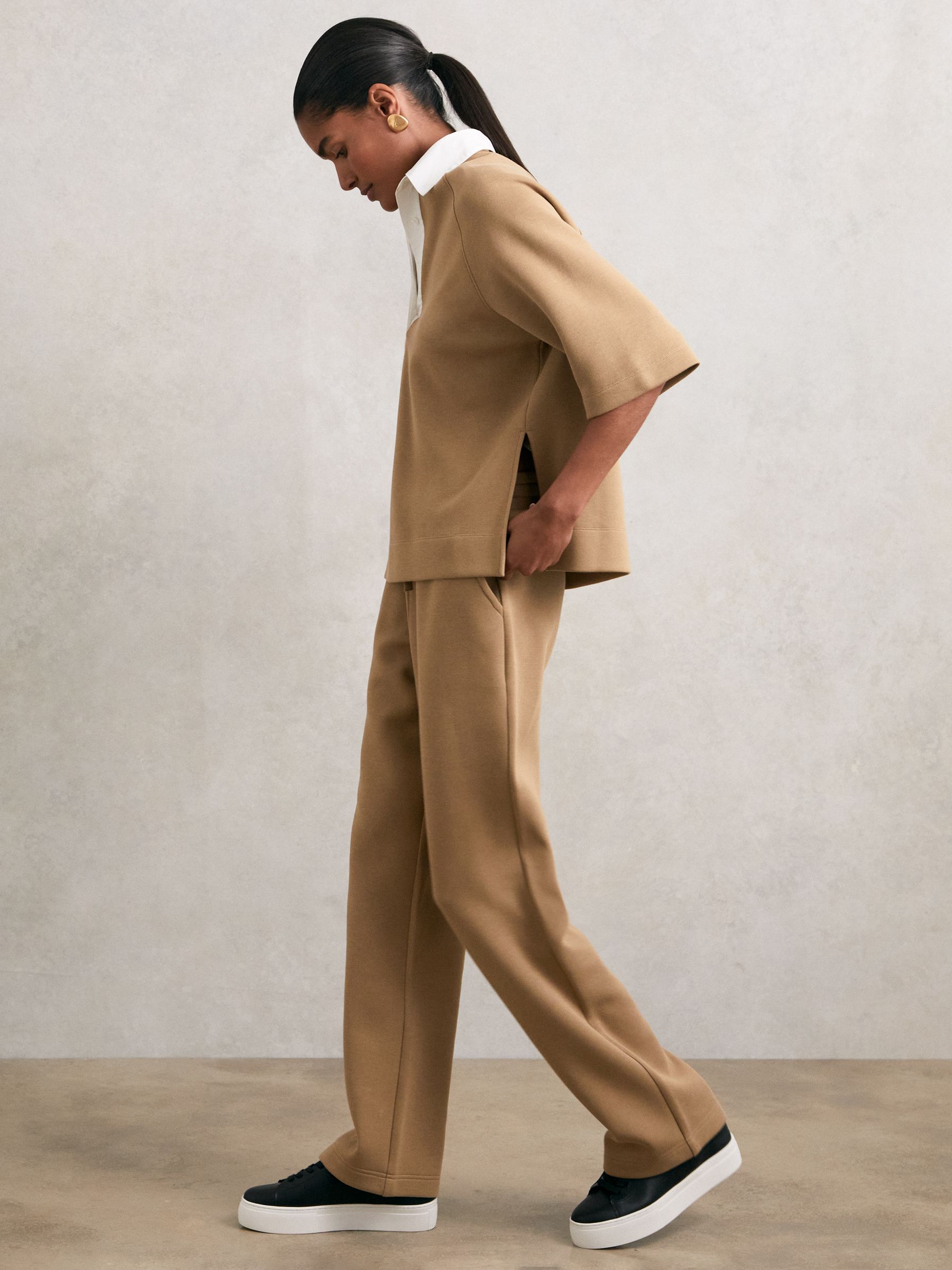 Leather Low-Top Trainers in Black