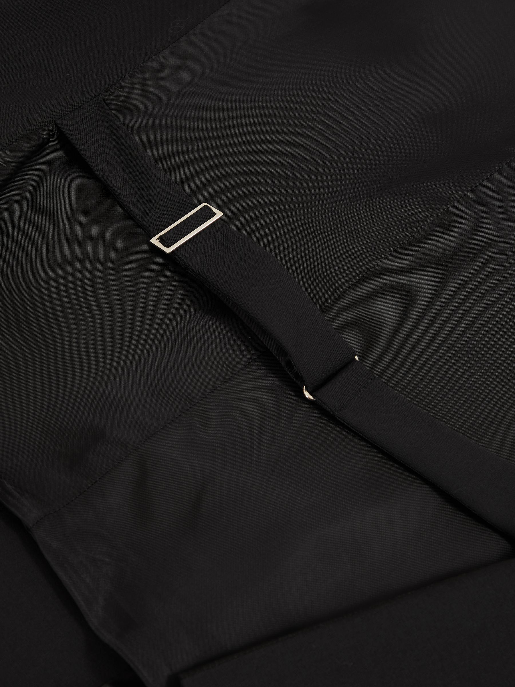 Wool-Blend Slim-Fit Waistcoat in Black