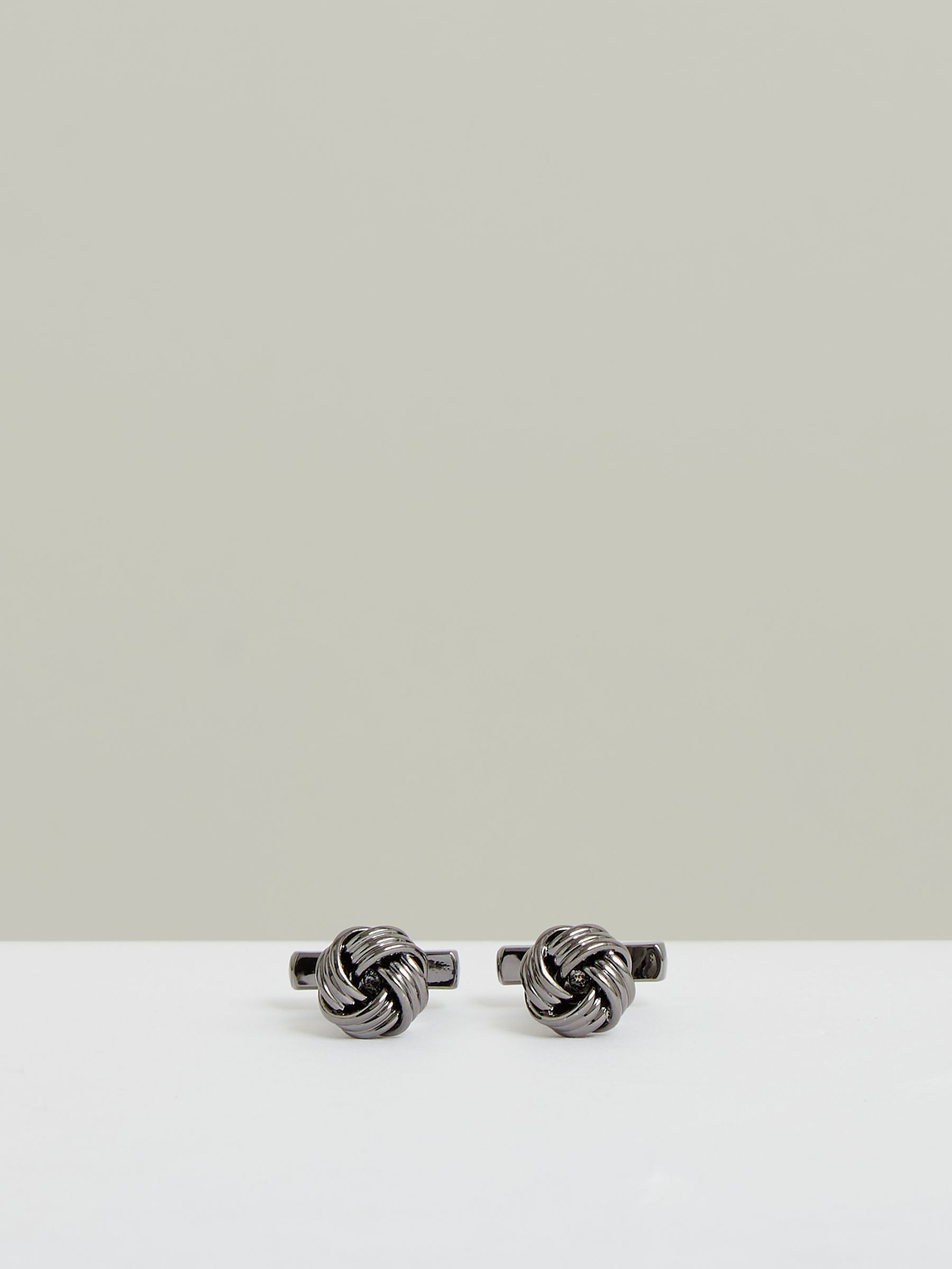 Knot Cufflinks in Gunmetal