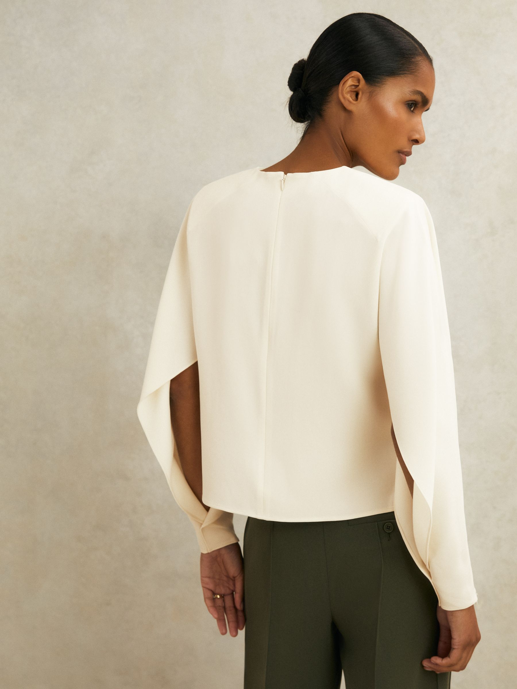Atelier Crepe Turn-Lock Top in Cream