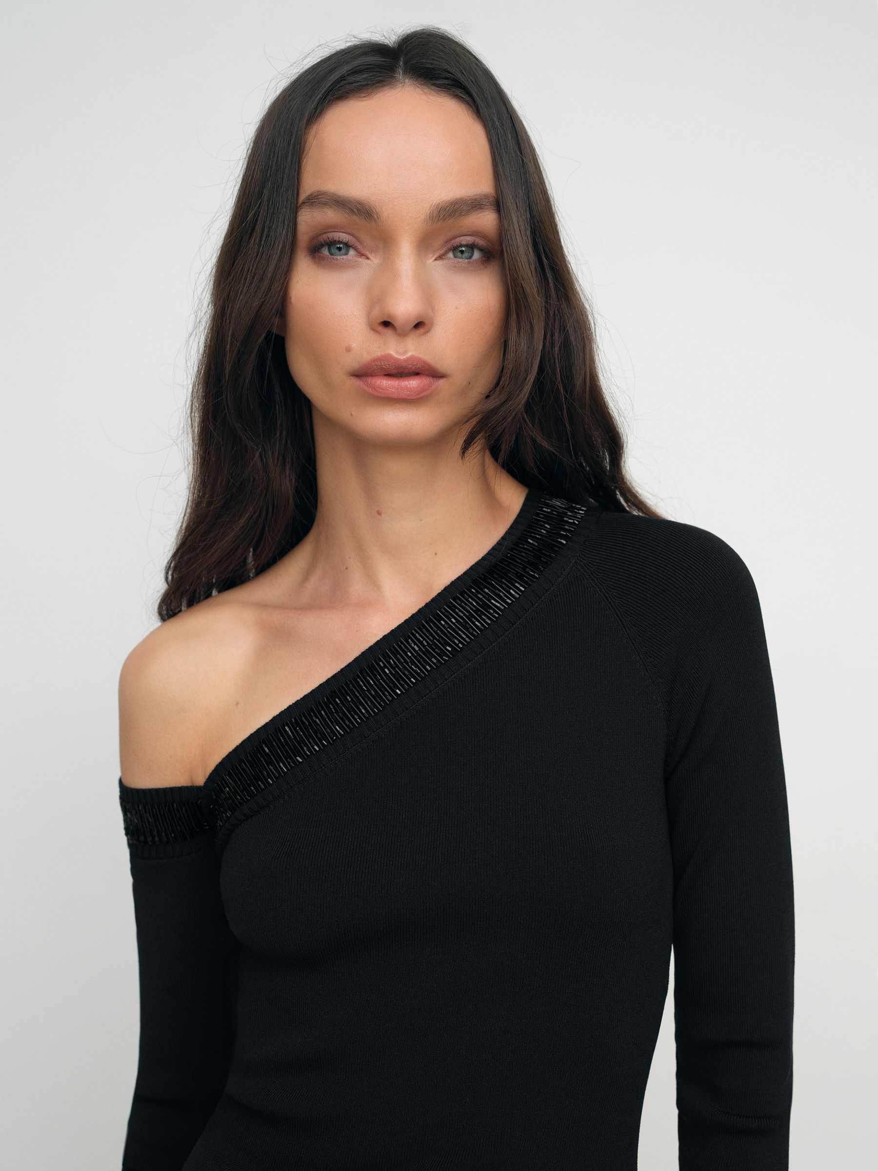 Bead-Detail Off-Shoulder Knit Top in Black