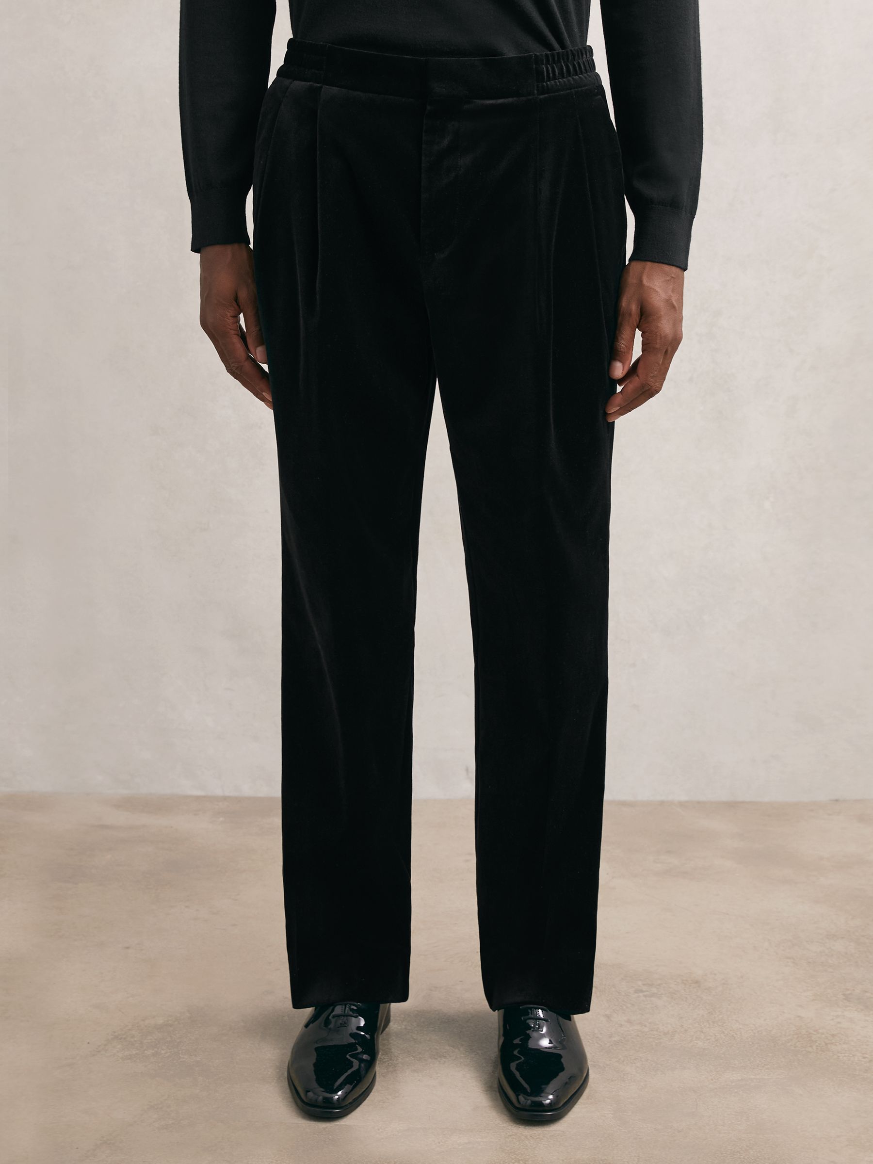 Wide-Leg Relaxed-Fit Velvet Trousers in Black