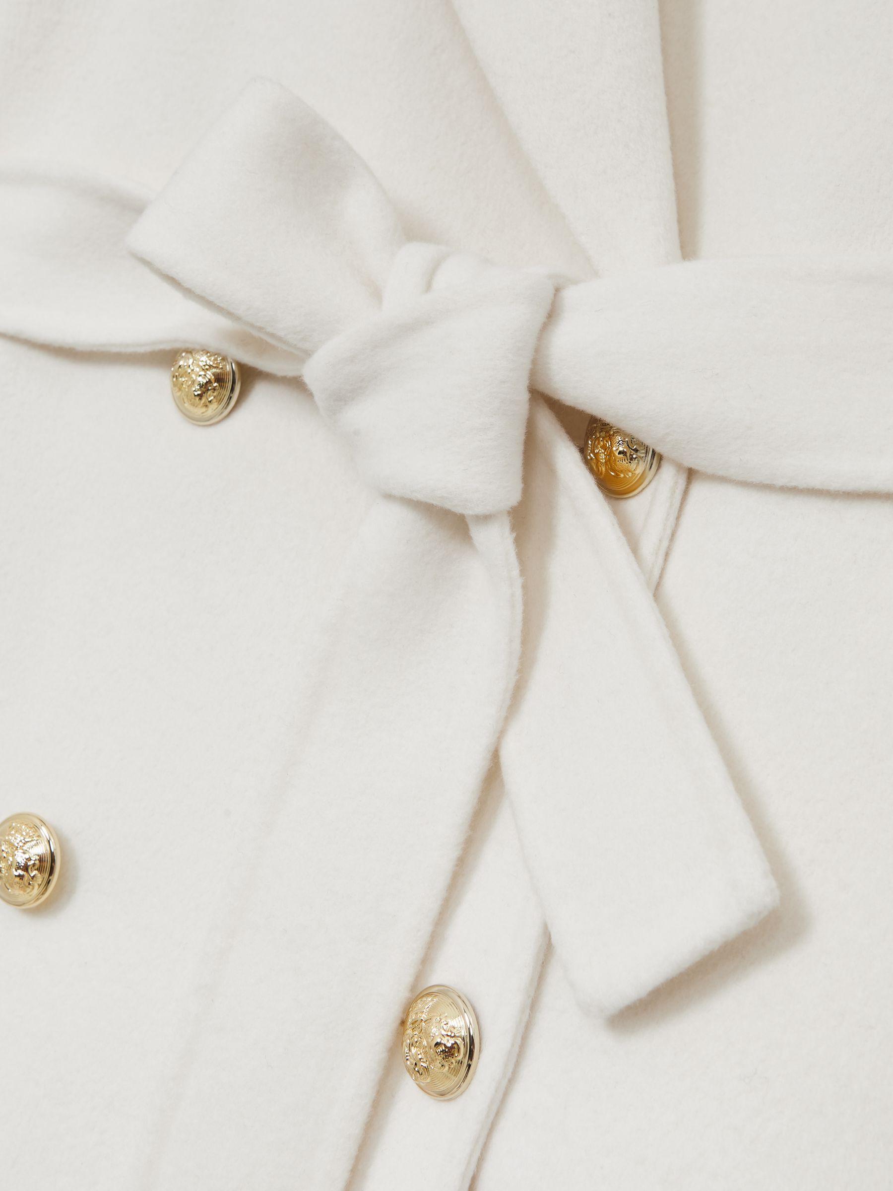 Double-Breasted Blindseam Coat Wool-Blend in Cream