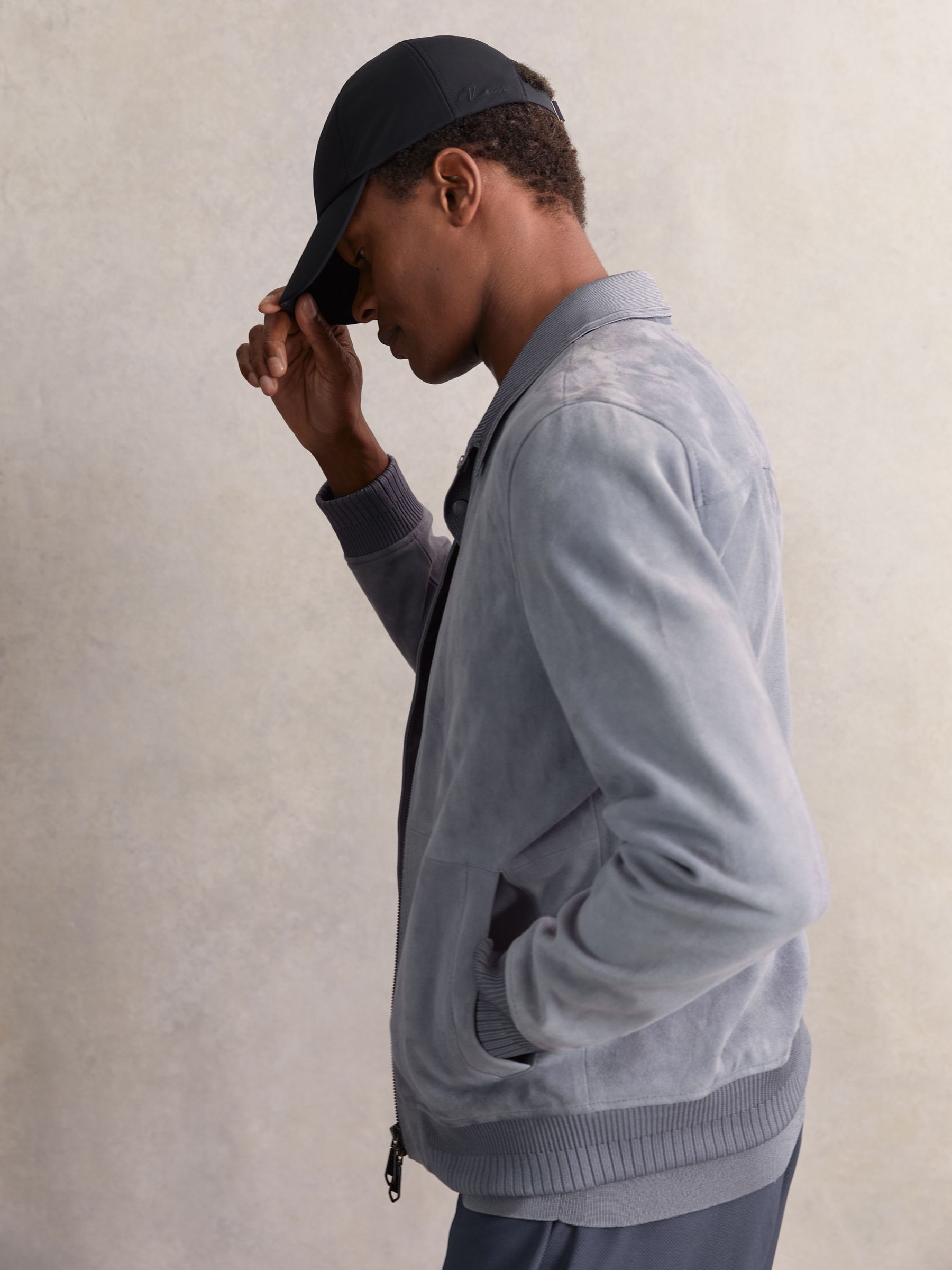 Embroidered Logo Tech Baseball Cap in Navy