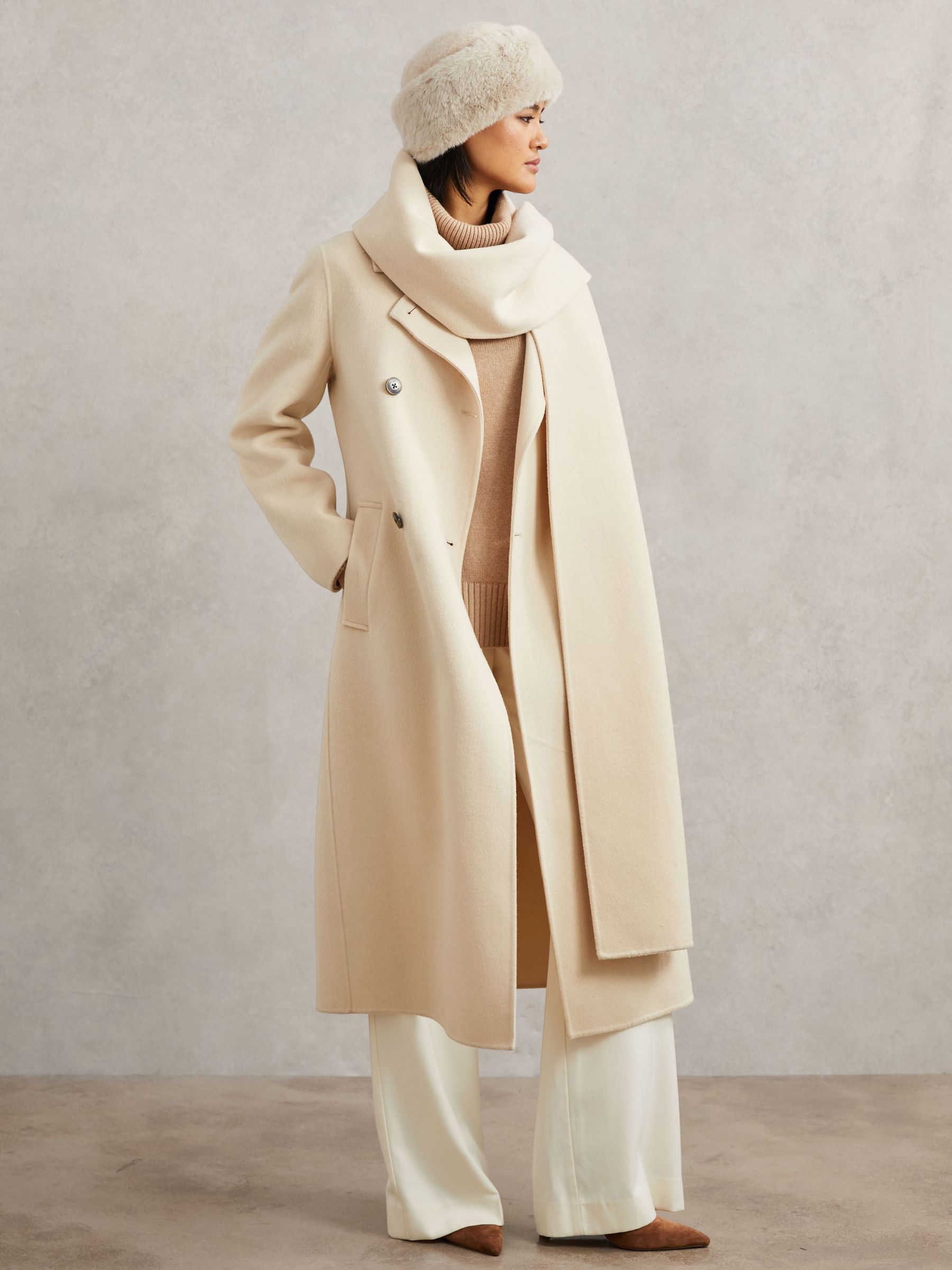 Faux Fur Hat in Off White