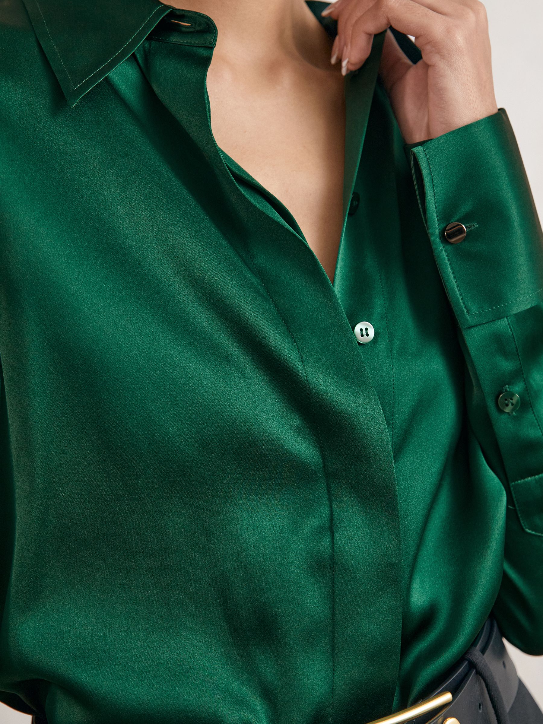 Silk-Satin Concealed-Placket Shirt in Green