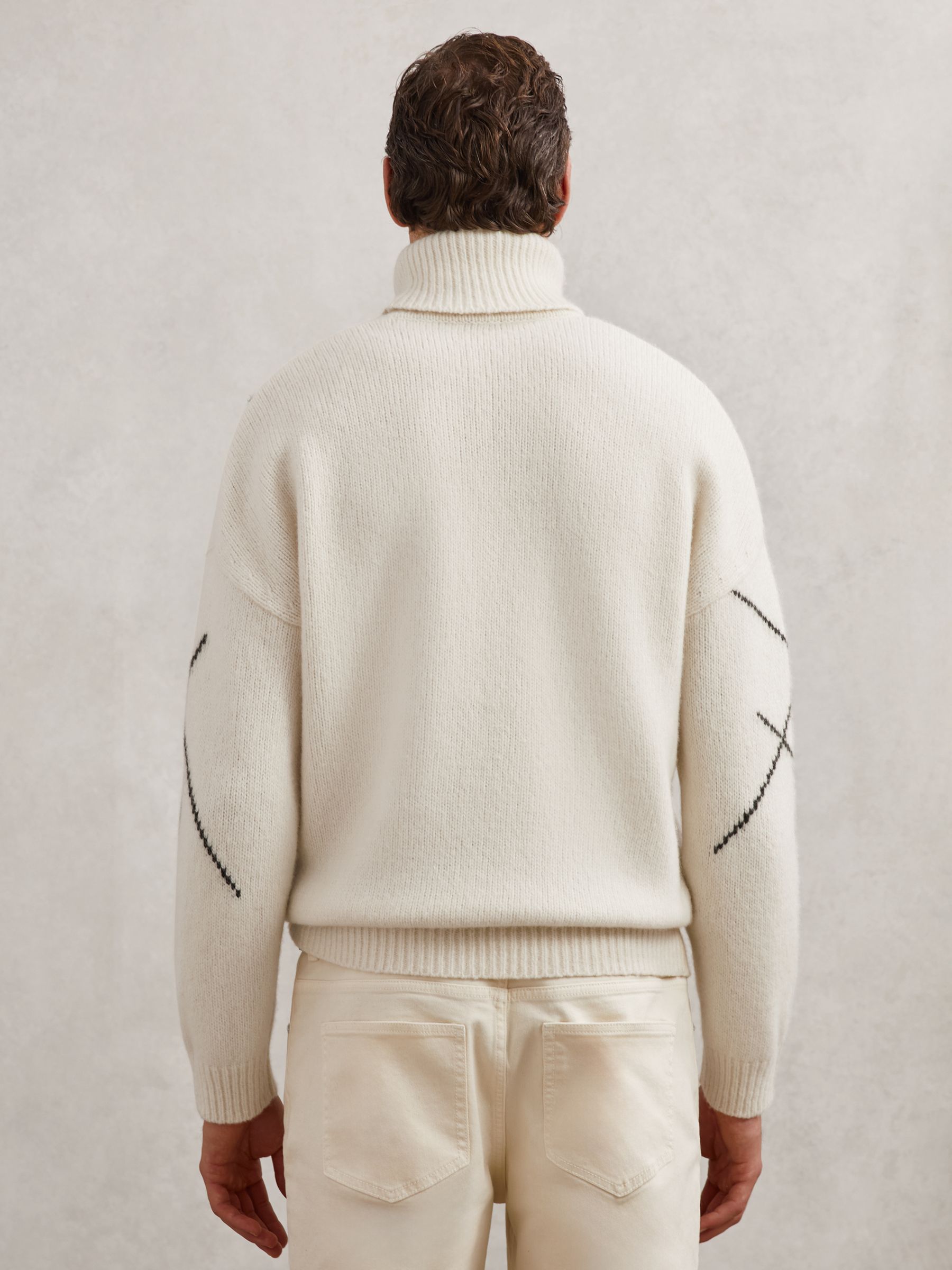 Jumper in Off White