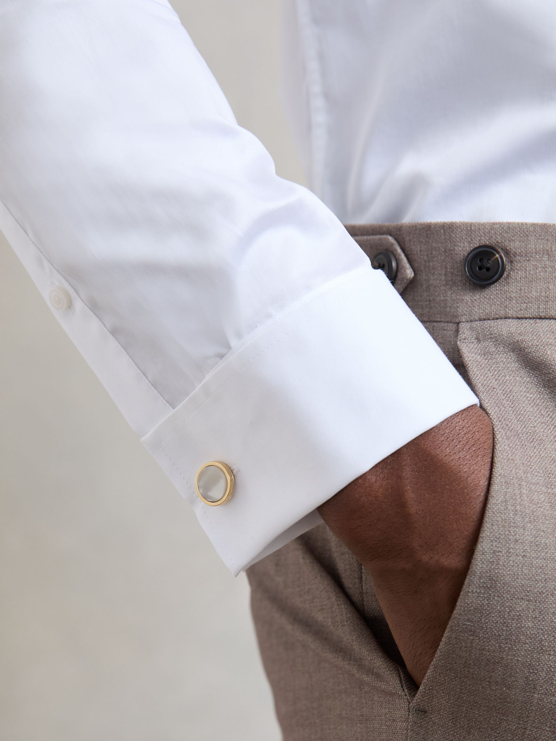 Inlaid Round Cufflinks in Gold Tone