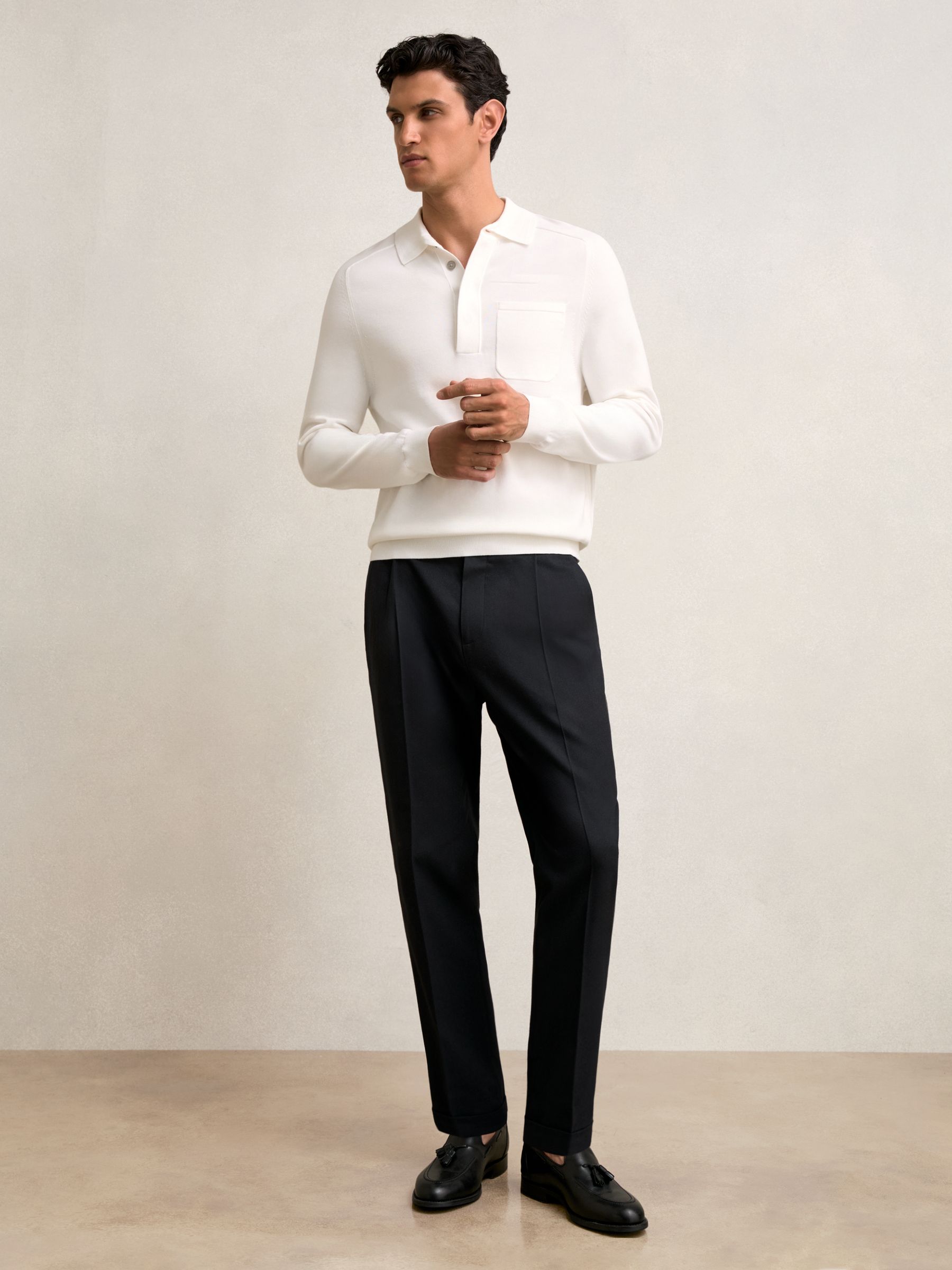 Tailored-Fit Herringbone Trousers in Navy